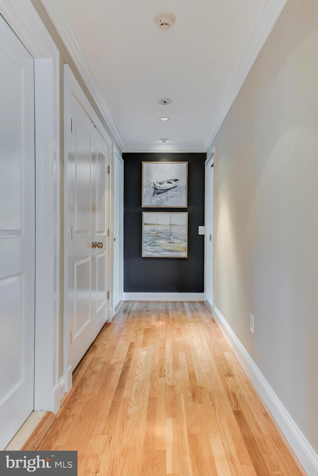 ANNAPOLIS ROADS - Residential