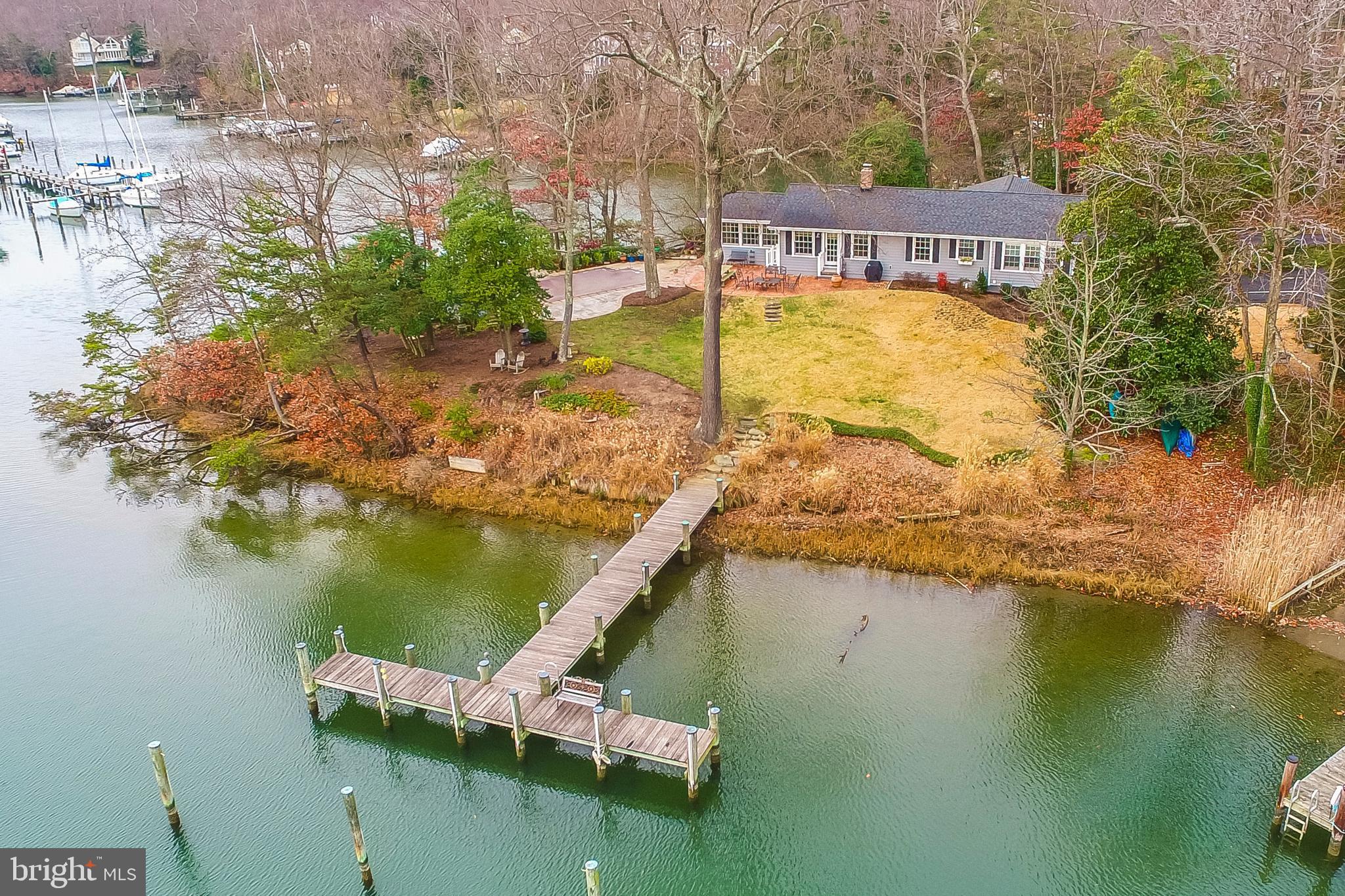 ANNAPOLIS ROADS - Residential