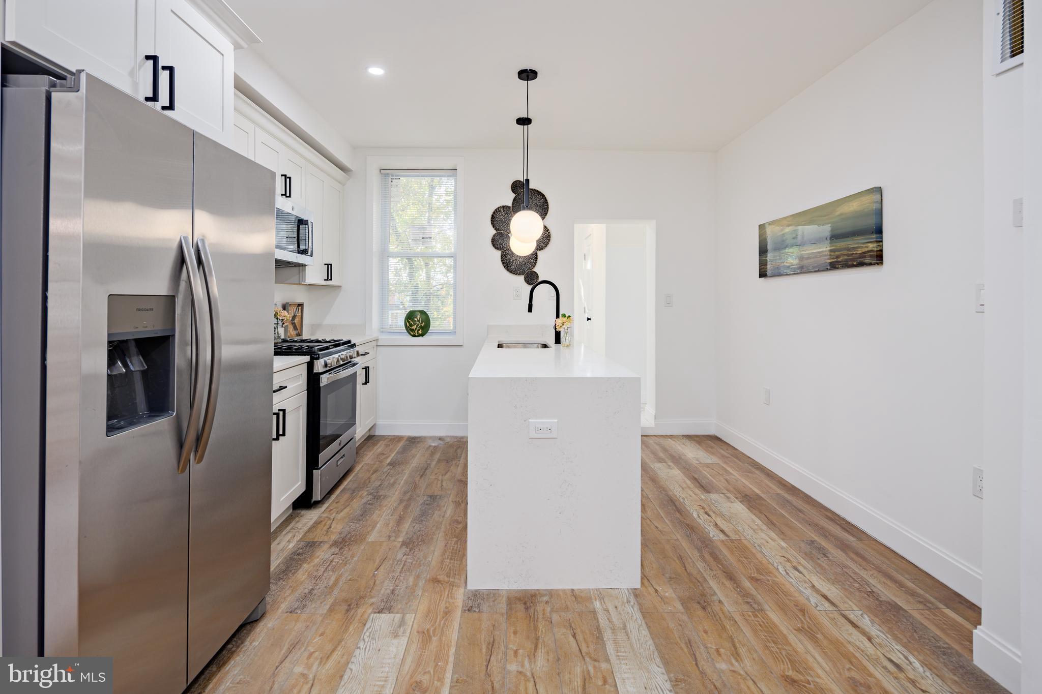 CLIFTON PARK - Residential