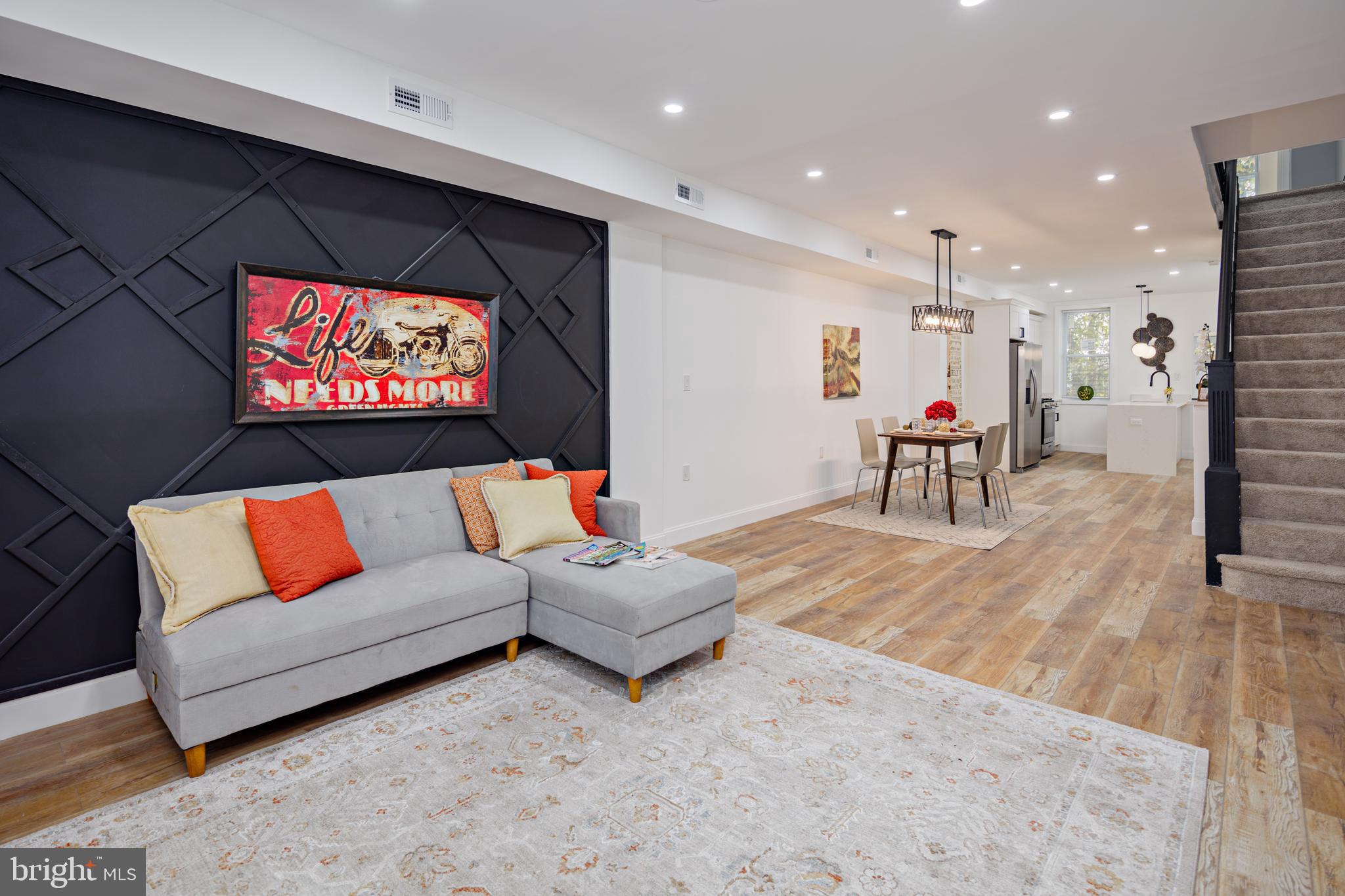 CLIFTON PARK - Residential