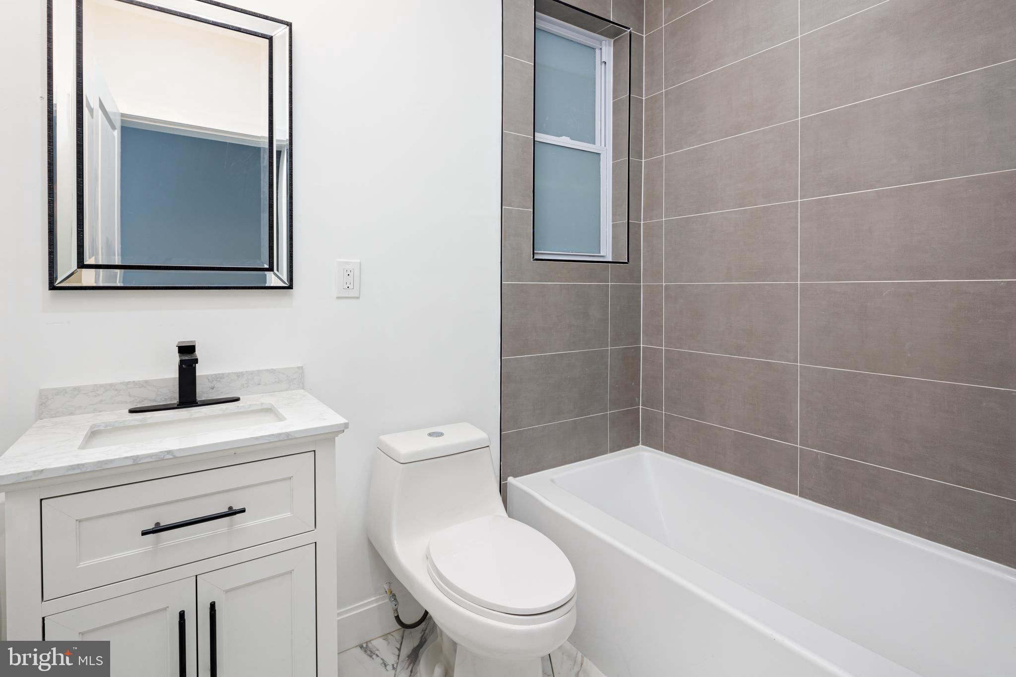 CLIFTON PARK - Residential