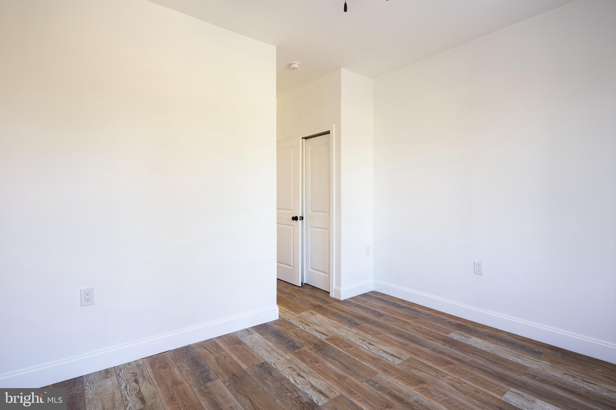 CLIFTON PARK - Residential