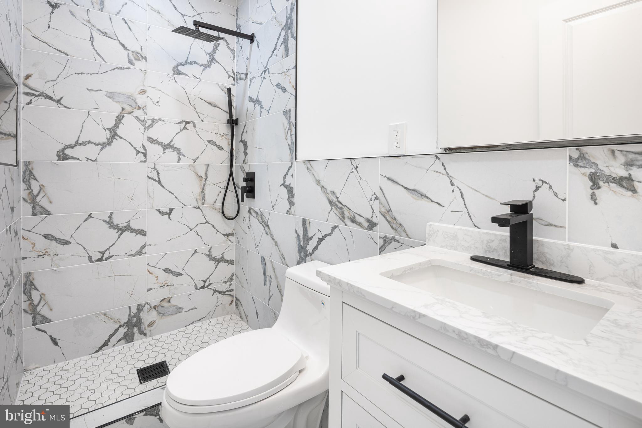 CLIFTON PARK - Residential