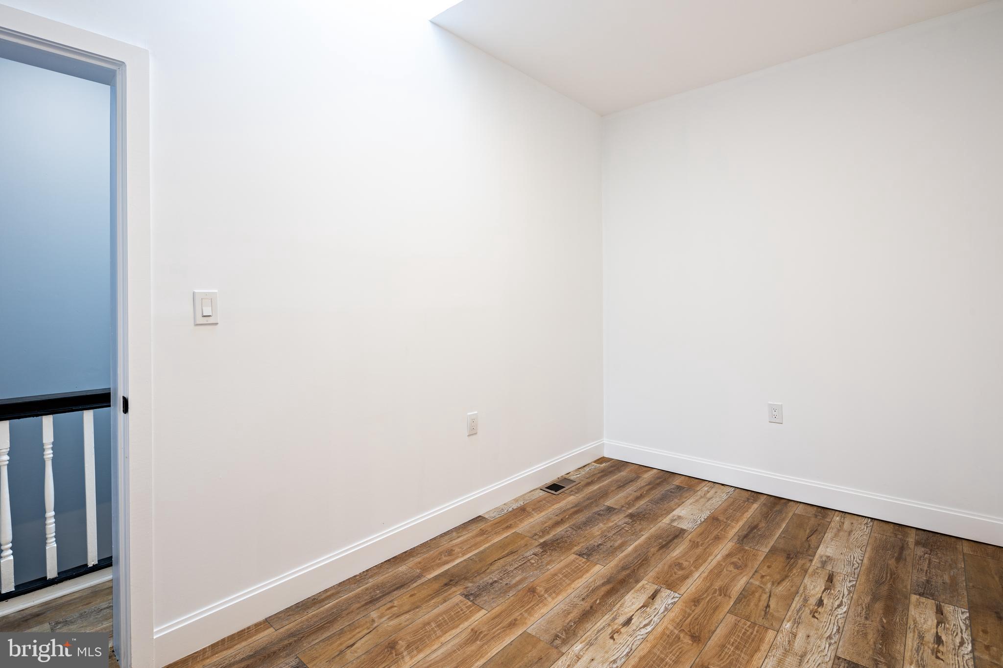 CLIFTON PARK - Residential