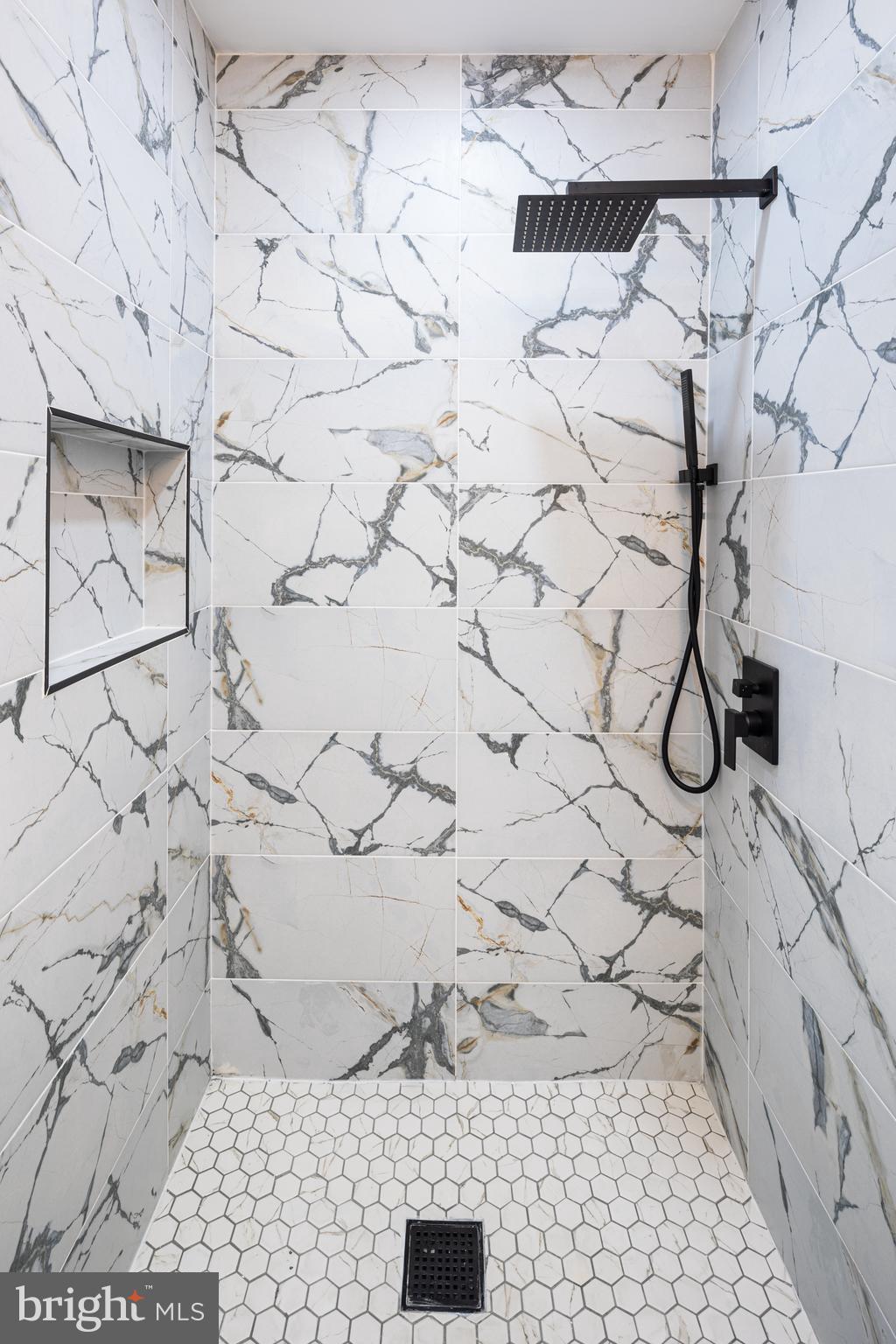 CLIFTON PARK - Residential