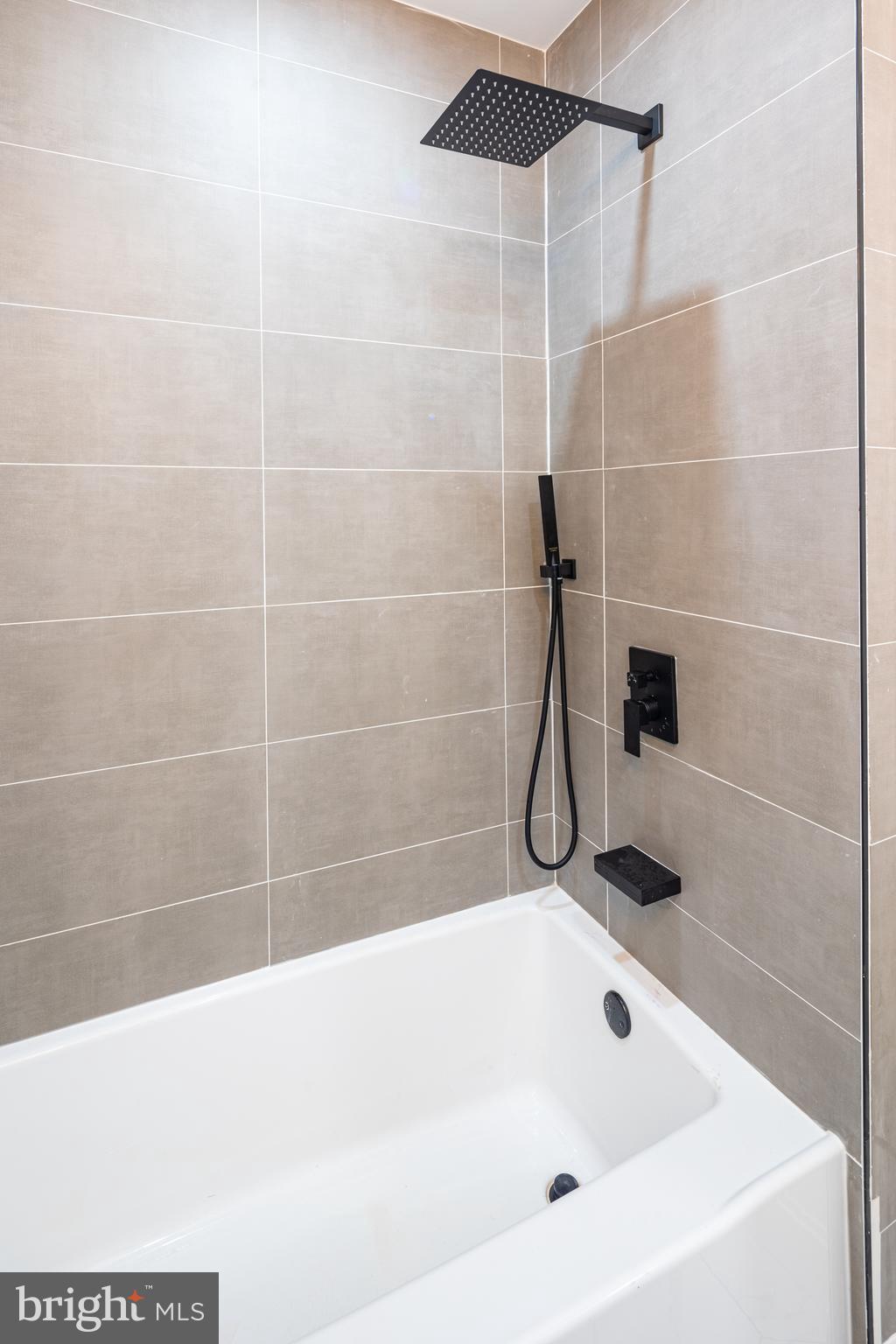 CLIFTON PARK - Residential