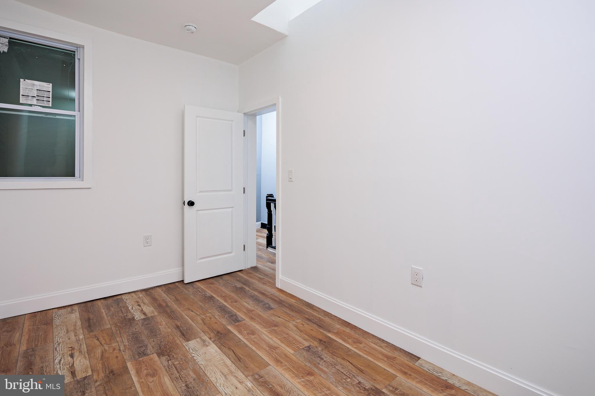 CLIFTON PARK - Residential