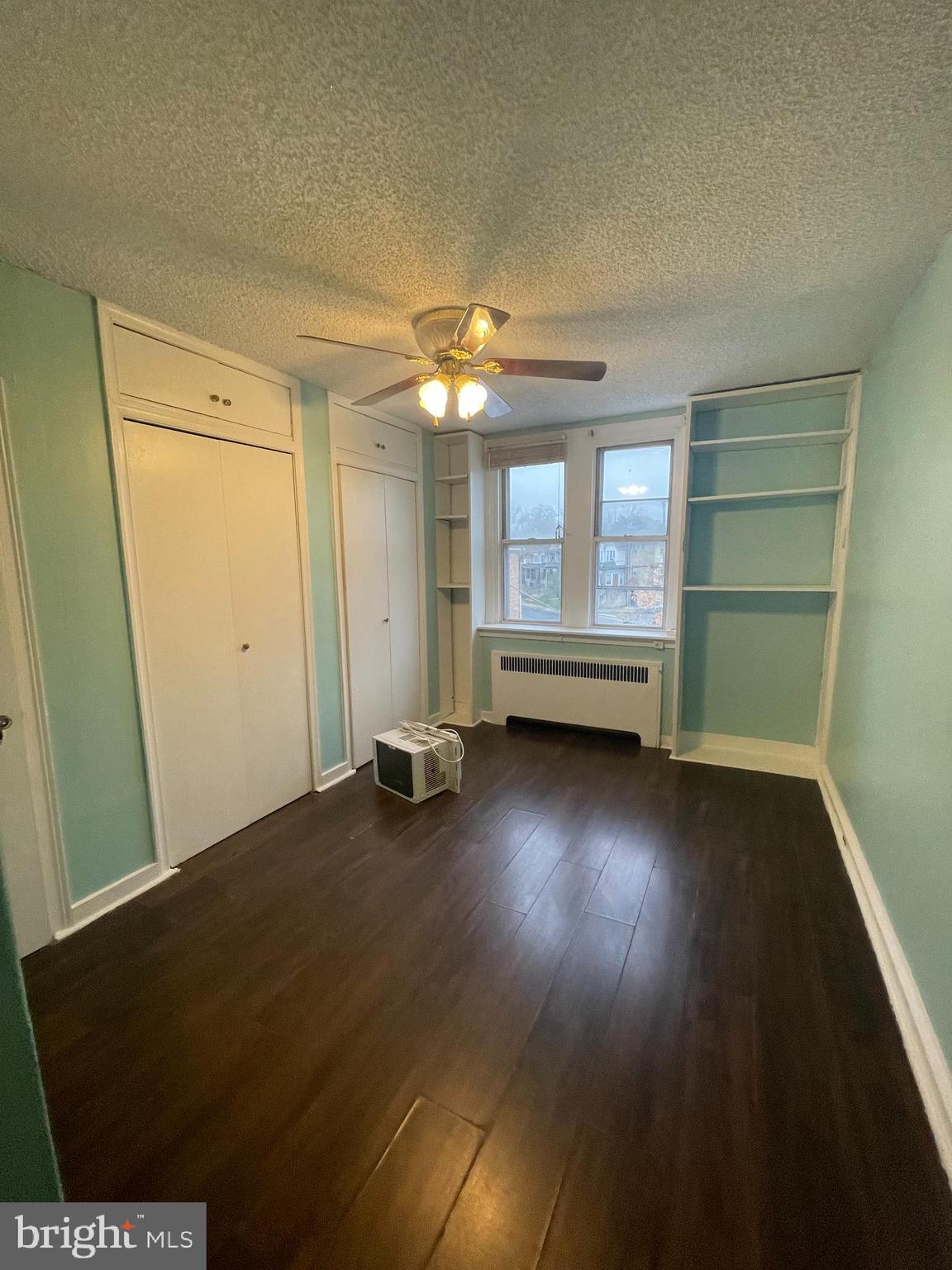 WEST OAK LANE - Residential Lease