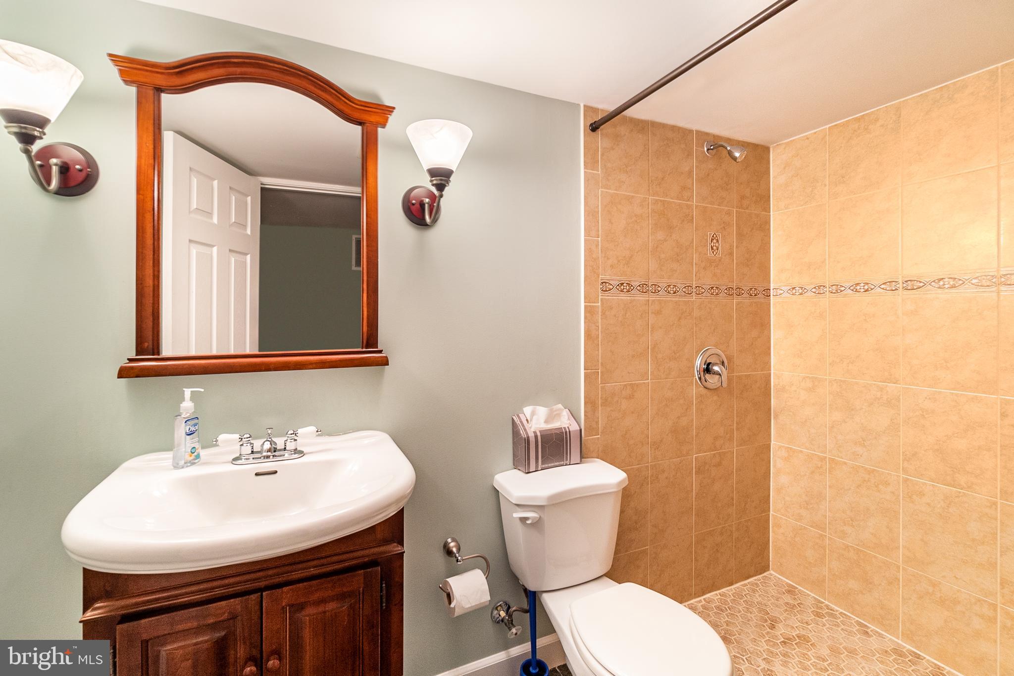 BATTLEGROUND ESTATES - Residential