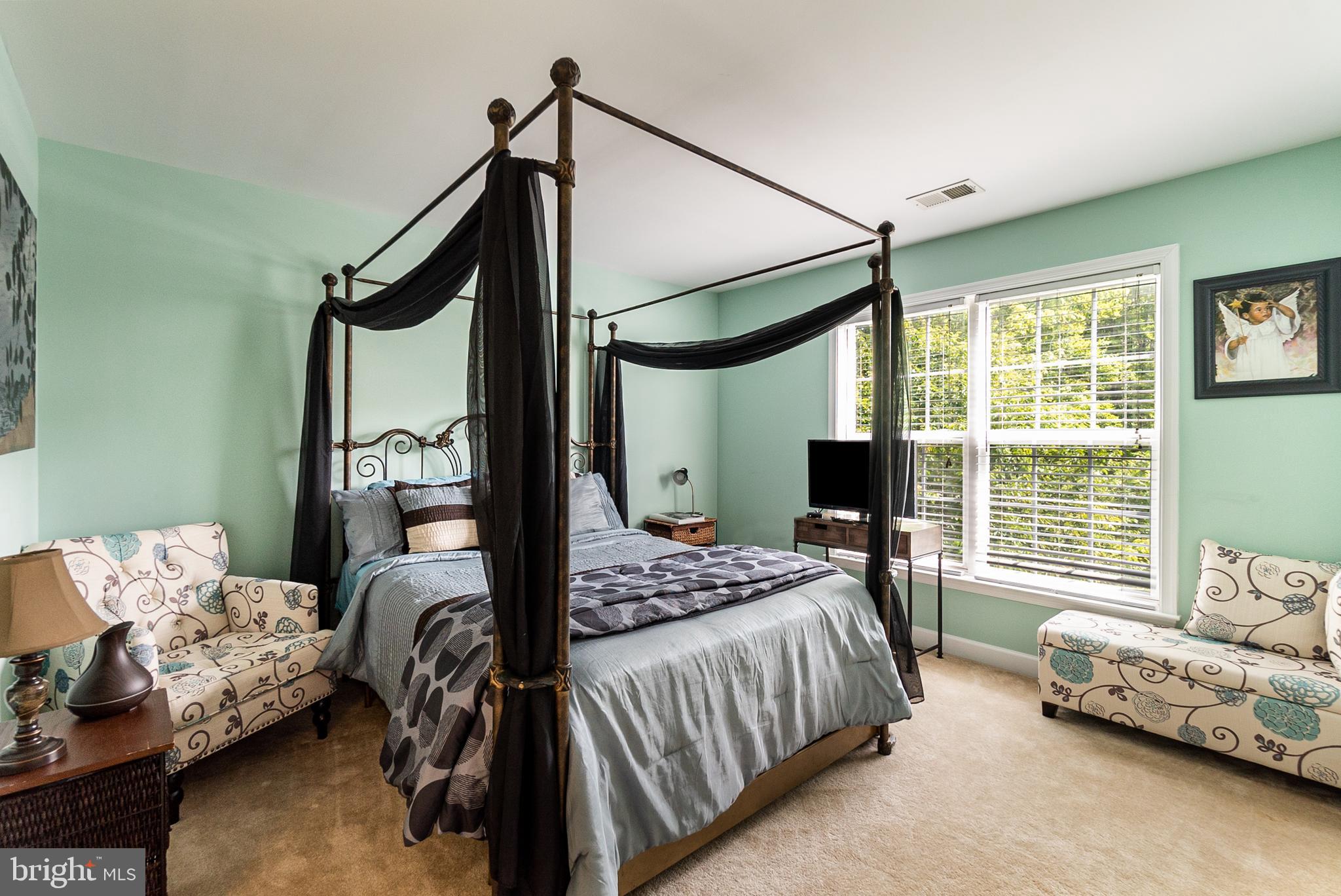 BATTLEGROUND ESTATES - Residential