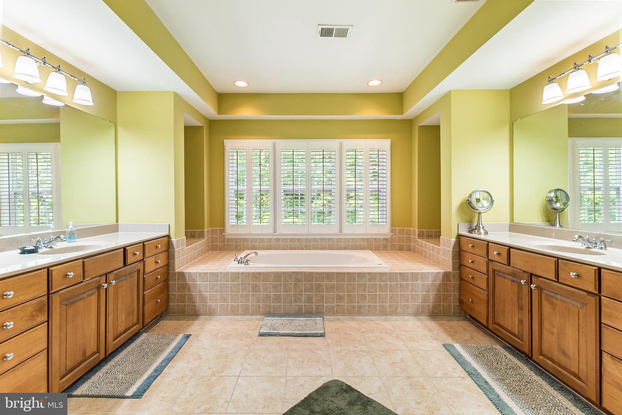 BATTLEGROUND ESTATES - Residential