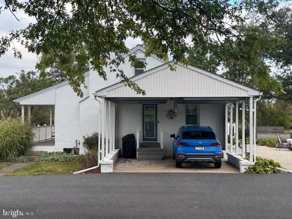 Photo of 1475 Allentown Road, QUAKERTOWN, PA 18951 (MLS # PABU2107682)