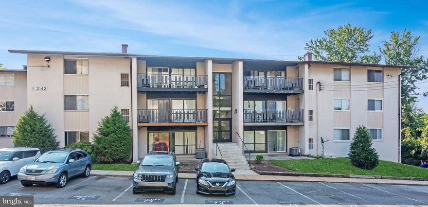 List price is Opening Bid At The Online Only Auction Sale. Online auction to be conducted on Auctioneers website. The Bidding begins Thursday, August 17th & ends Tuesday, August 22nd, 2023 @ 12:00pm. Exceptional opportunity to purchase an updated condominium with two bedrooms and 1 full bathroom in the "Huntcrest Condominium Association" Located in Temple Hills. Features include light filled rooms throughout, walk-out patio off the living room/dining room, updated kitchen with stainless steel appliances, updated bathroom, and wood-type floors.