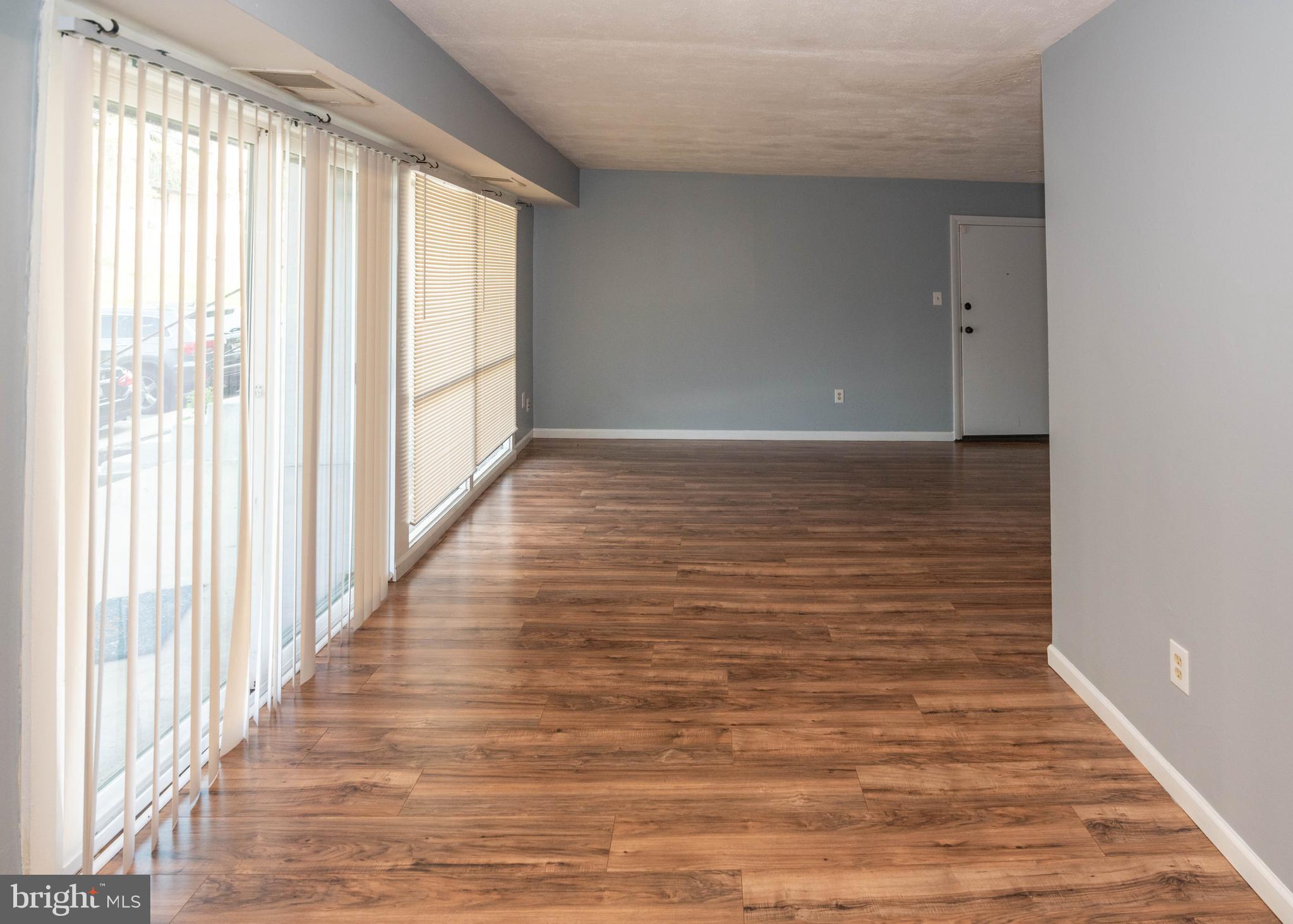 HUNTCREST CONDOMINIUM - Residential