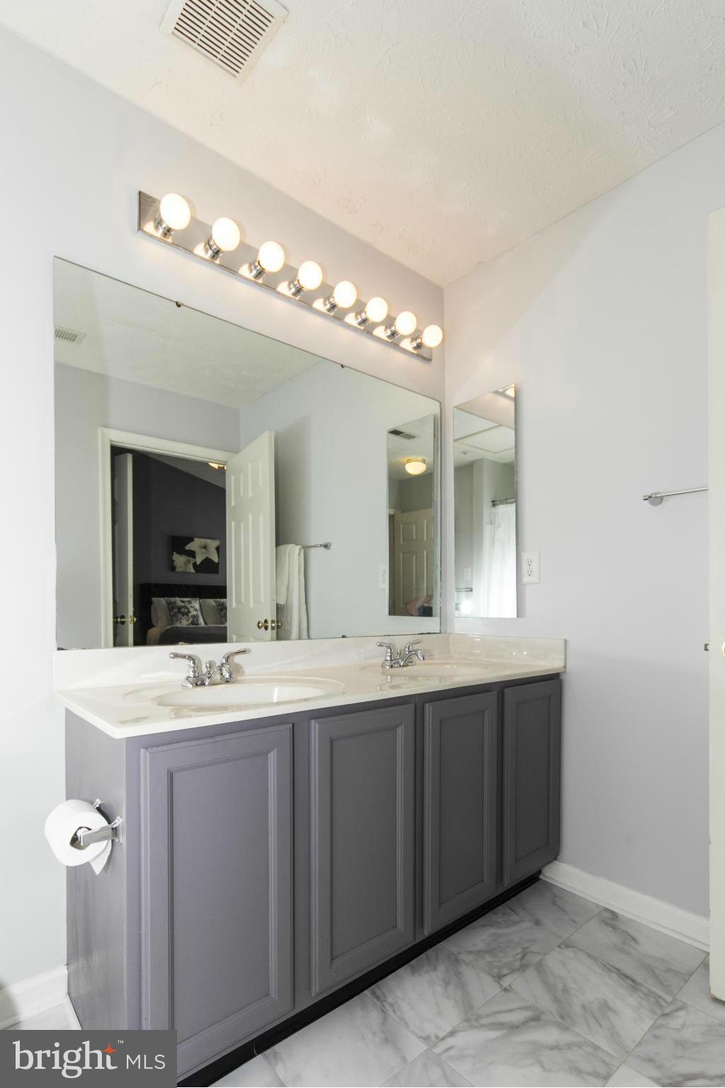 OWINGS MILLS - Residential