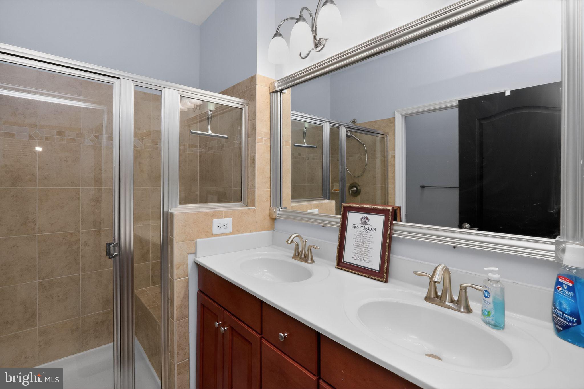 VIRGINIA HERITAGE AT LEE'S PARK - Residential