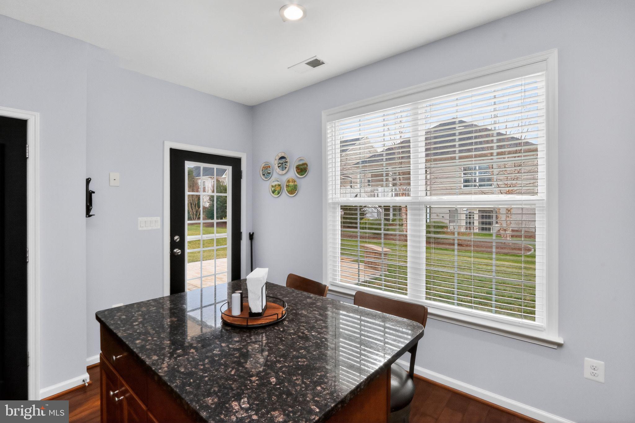 VIRGINIA HERITAGE AT LEE'S PARK - Residential