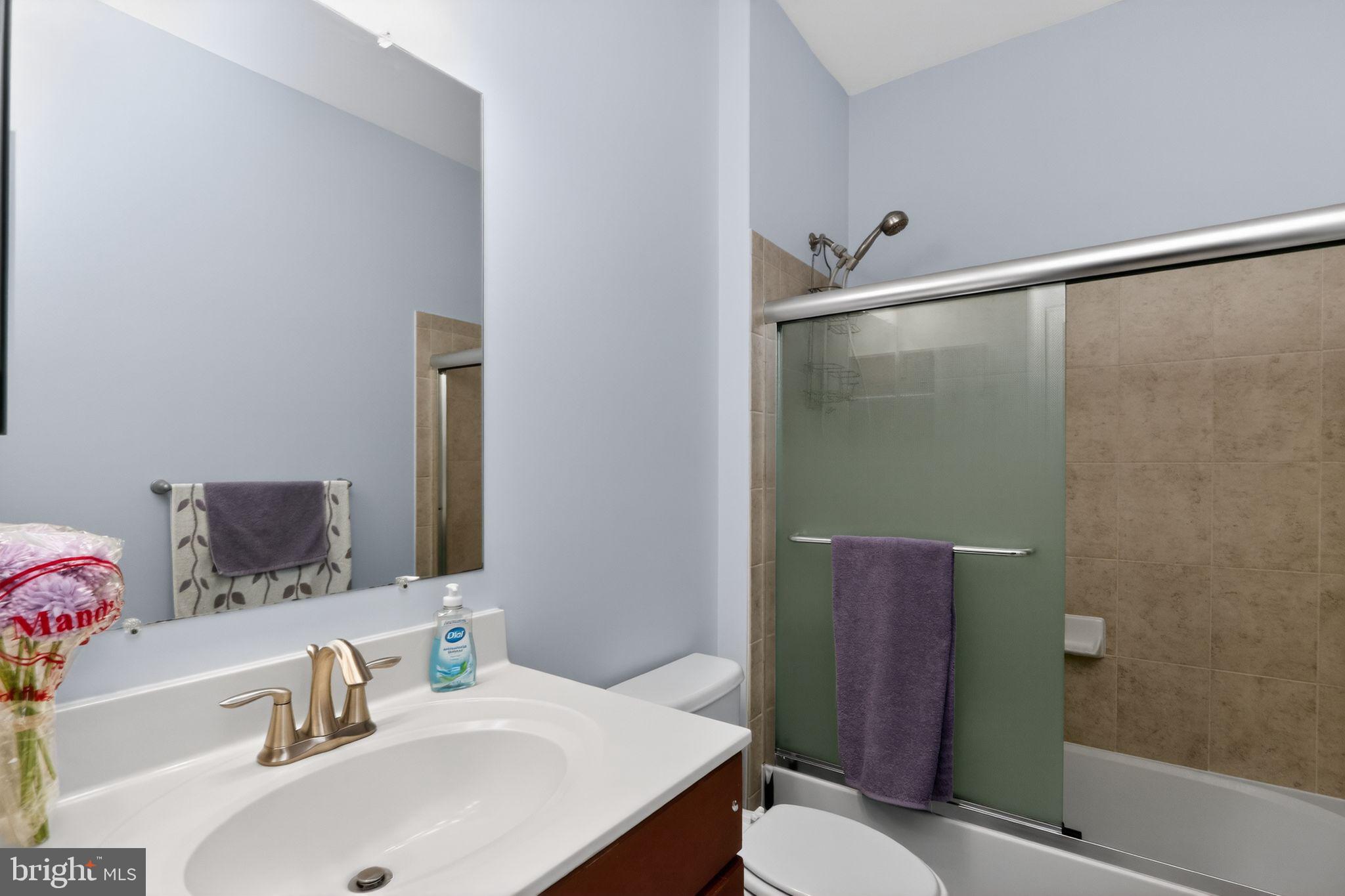 VIRGINIA HERITAGE AT LEE'S PARK - Residential