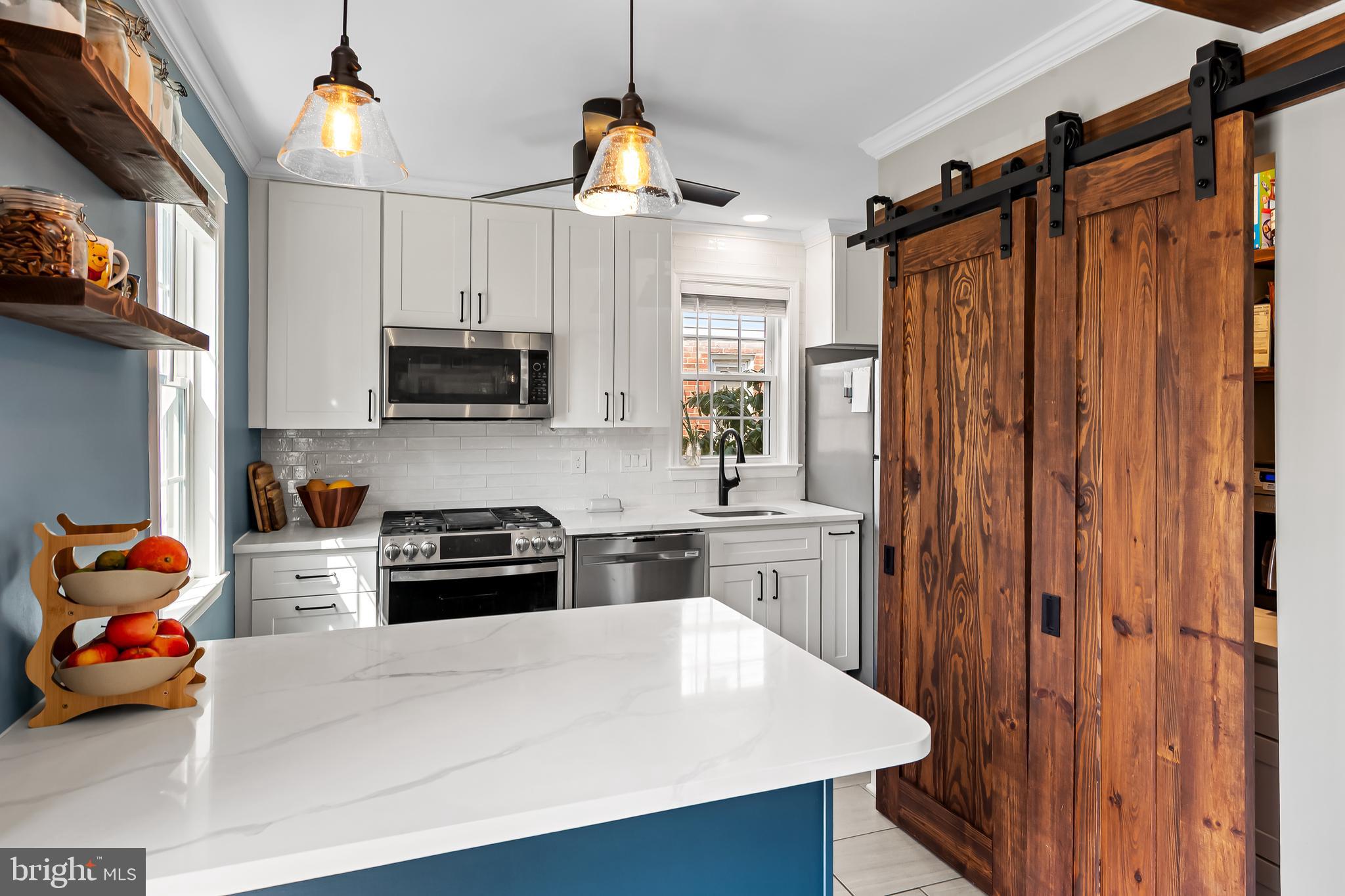 EDGEWOOD PARK - Residential