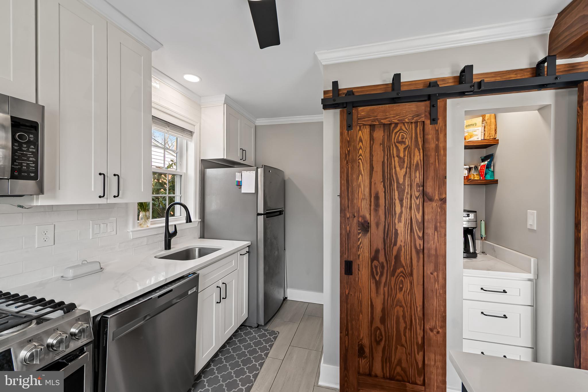 EDGEWOOD PARK - Residential