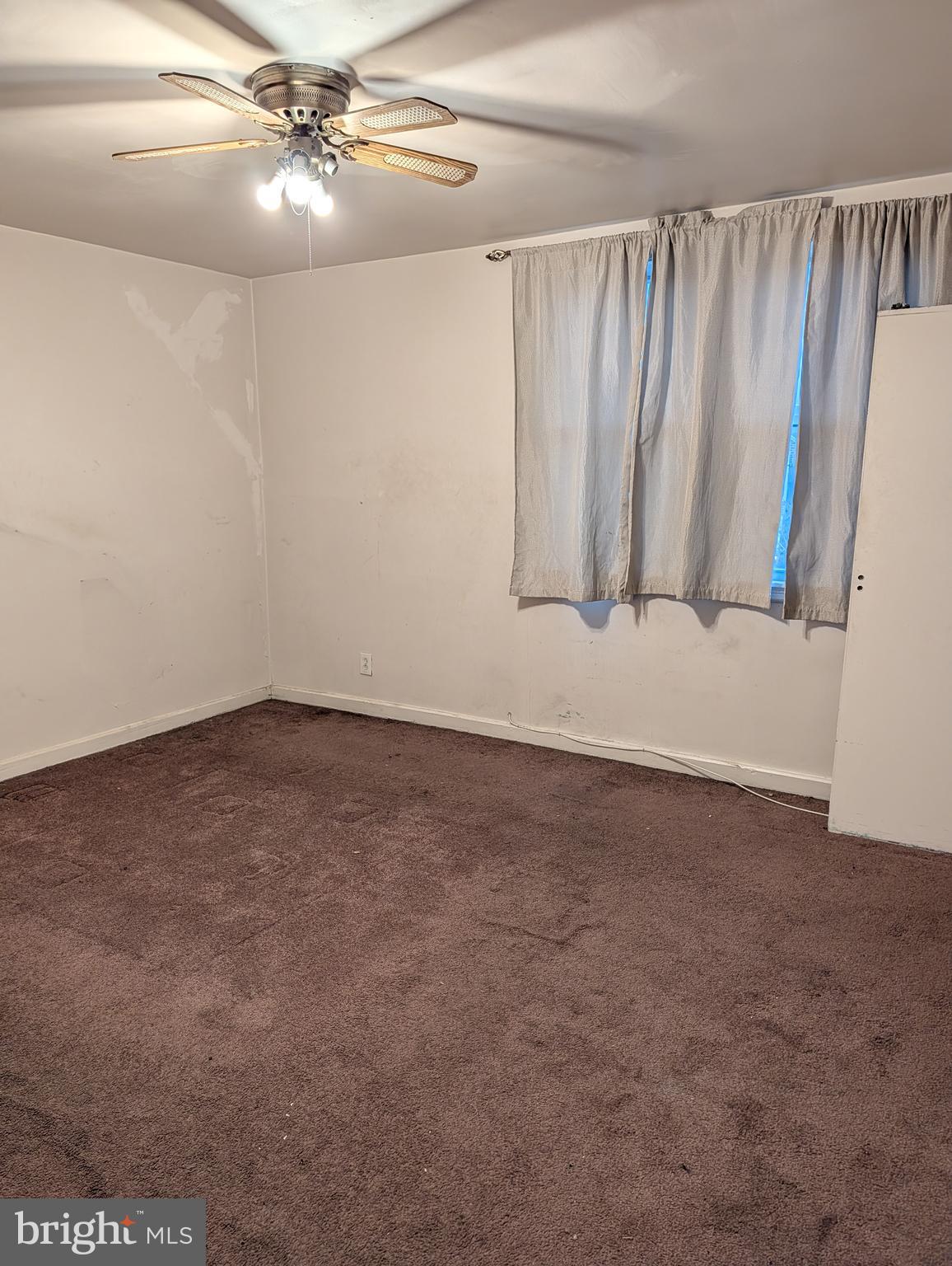 PHILADELPHIA (NORTHEAST) - Residential