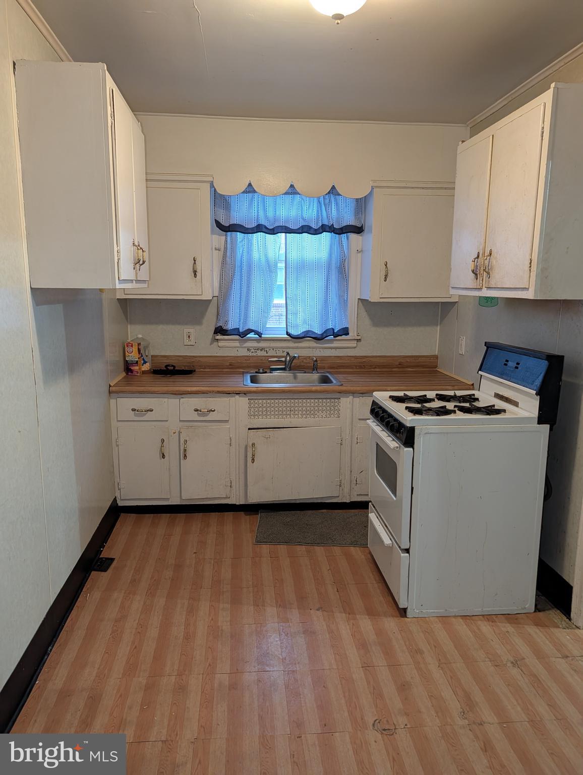 PHILADELPHIA (NORTHEAST) - Residential