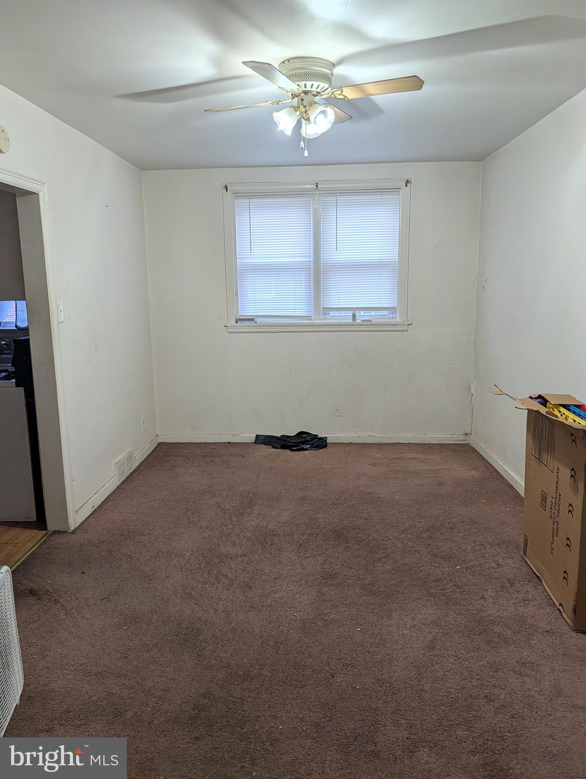 PHILADELPHIA (NORTHEAST) - Residential