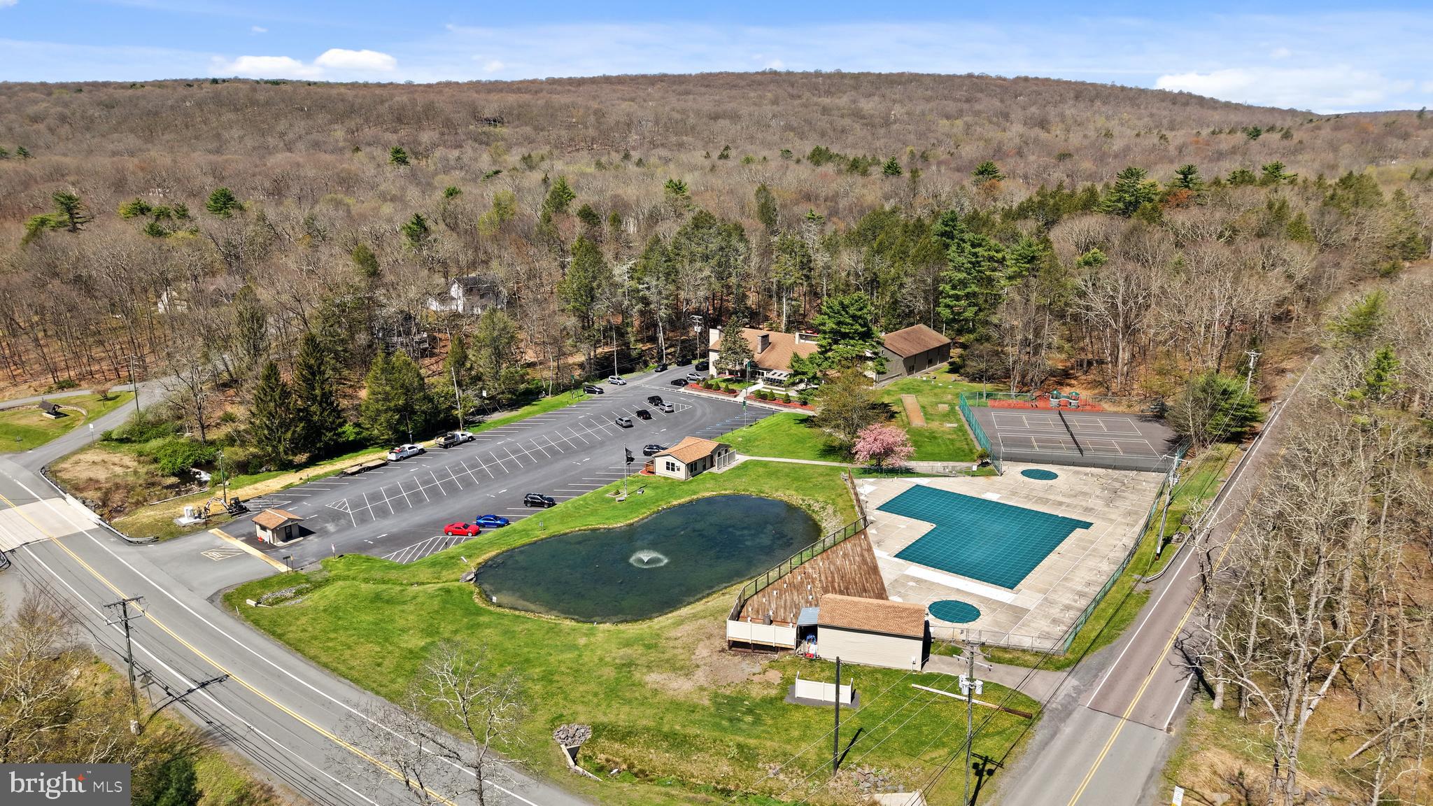 POCONO MOUNTAIN LAKE ESTATES - Residential