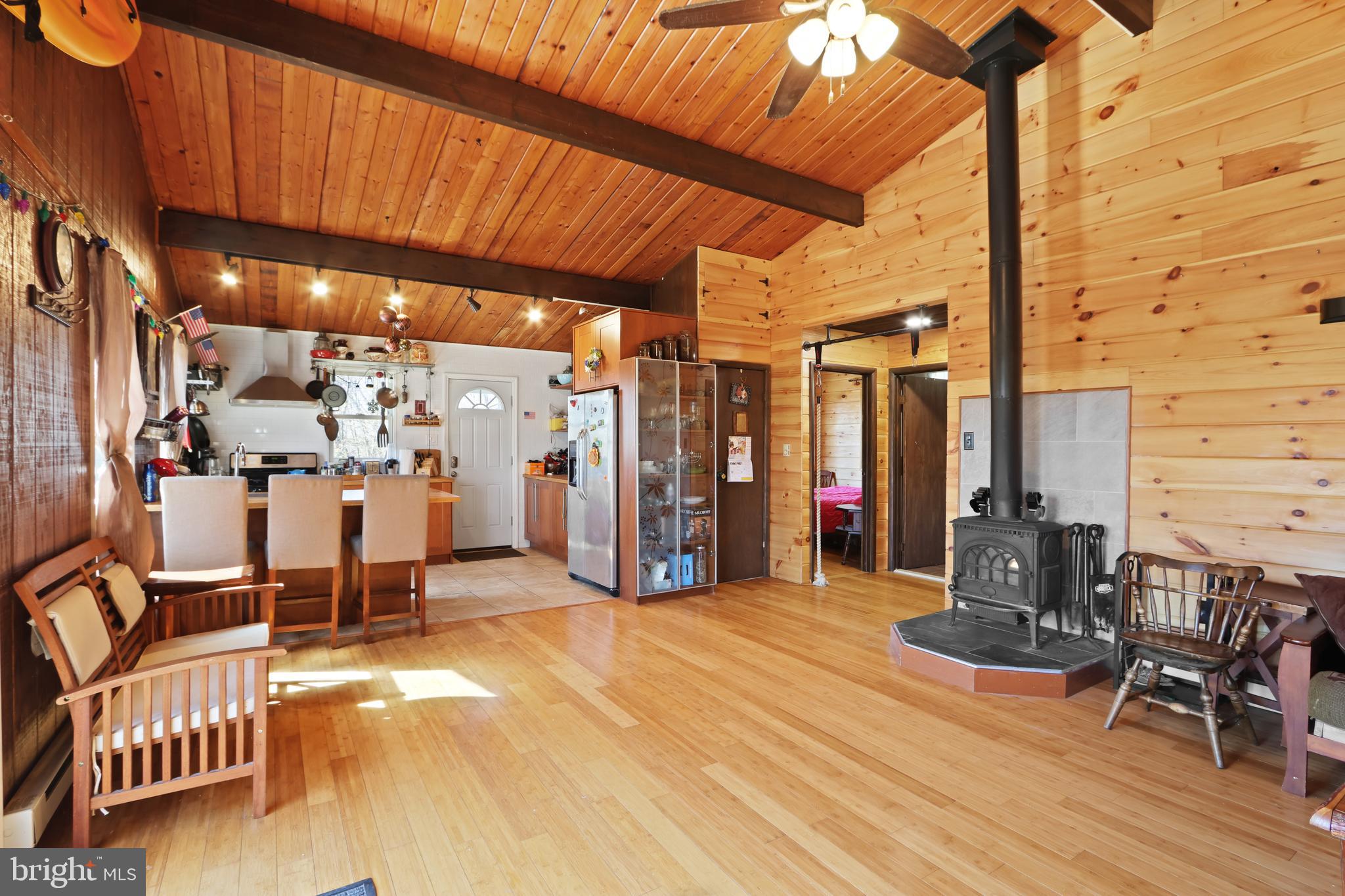 POCONO MOUNTAIN LAKE ESTATES - Residential