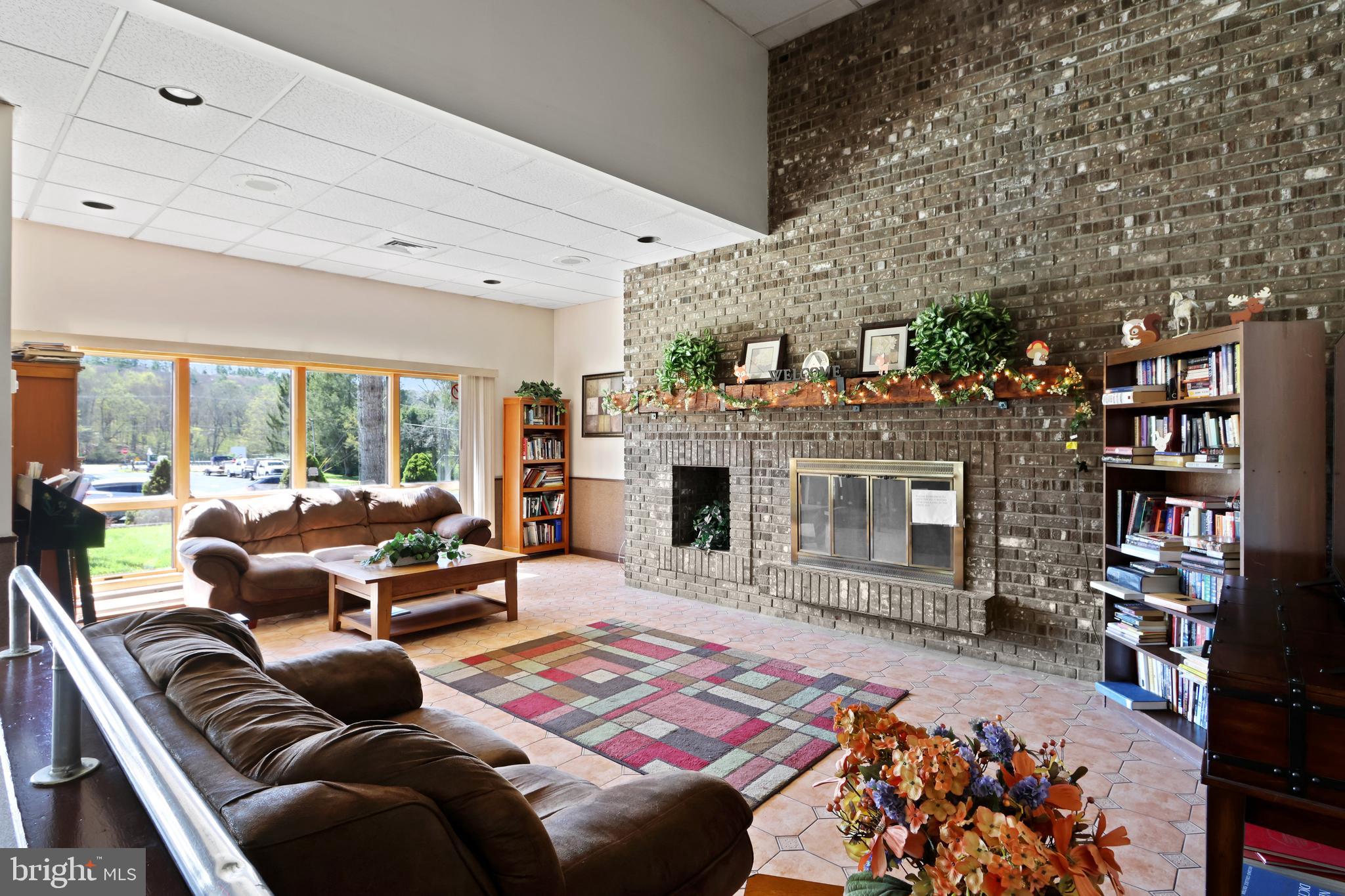 POCONO MOUNTAIN LAKE ESTATES - Residential