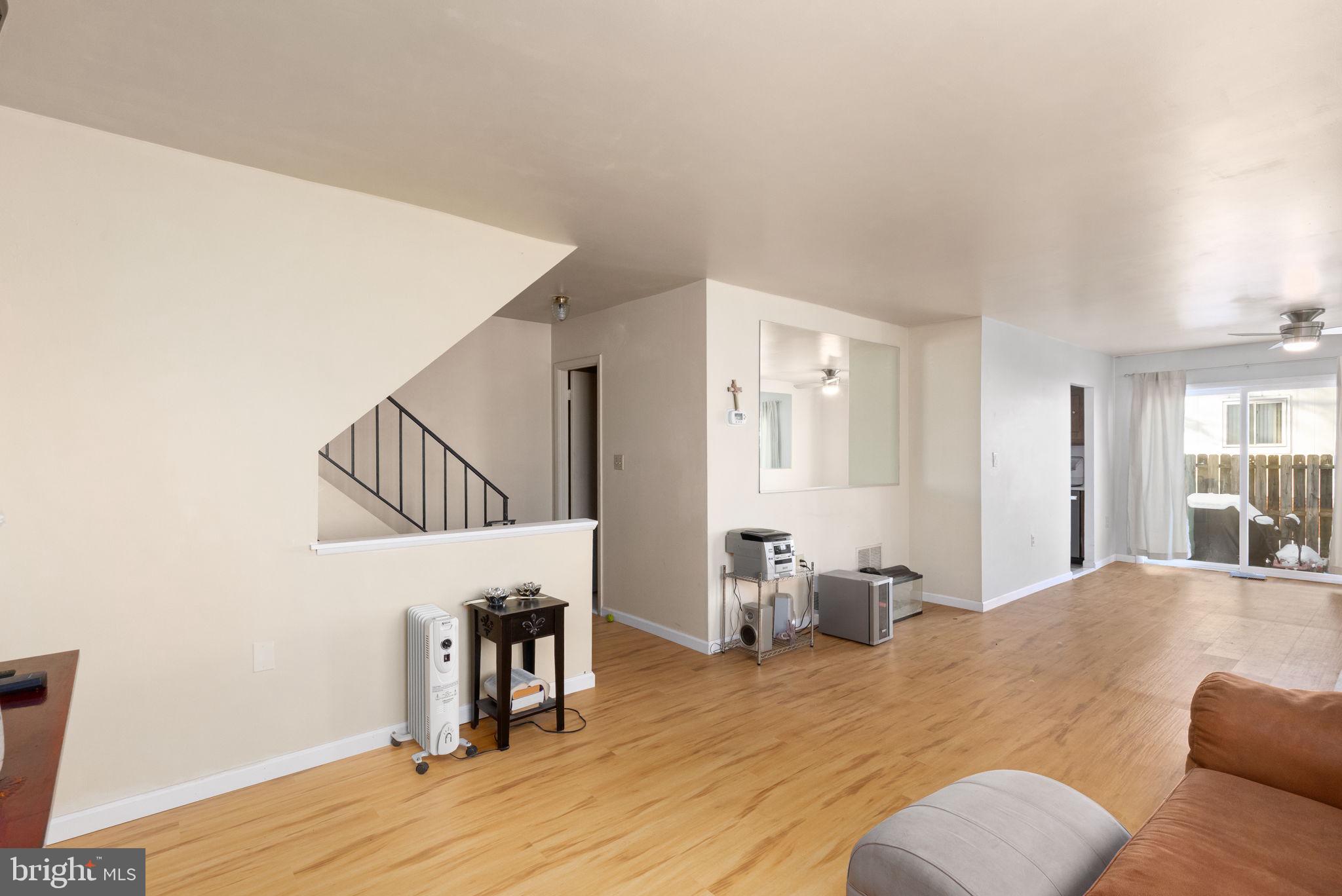 TWELVE TREES - Residential