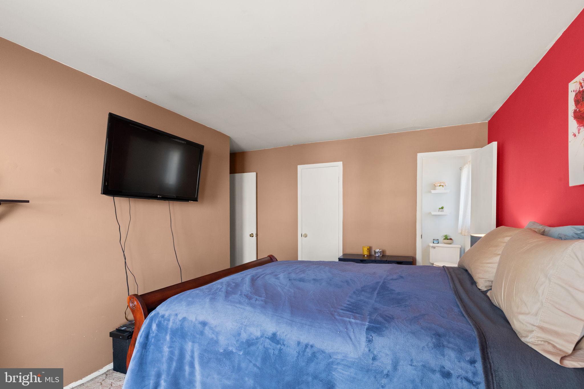 TWELVE TREES - Residential