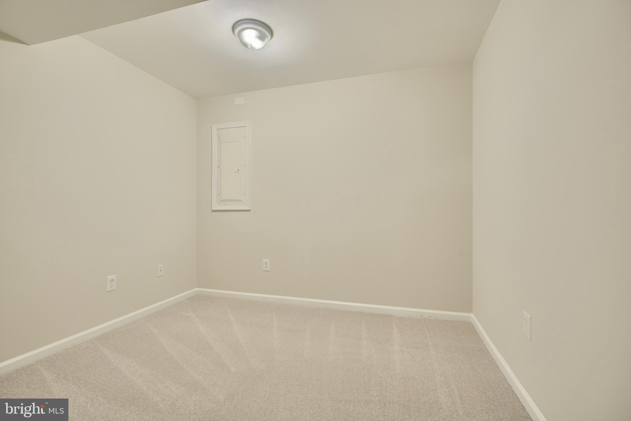 OWINGS MILLS - Residential