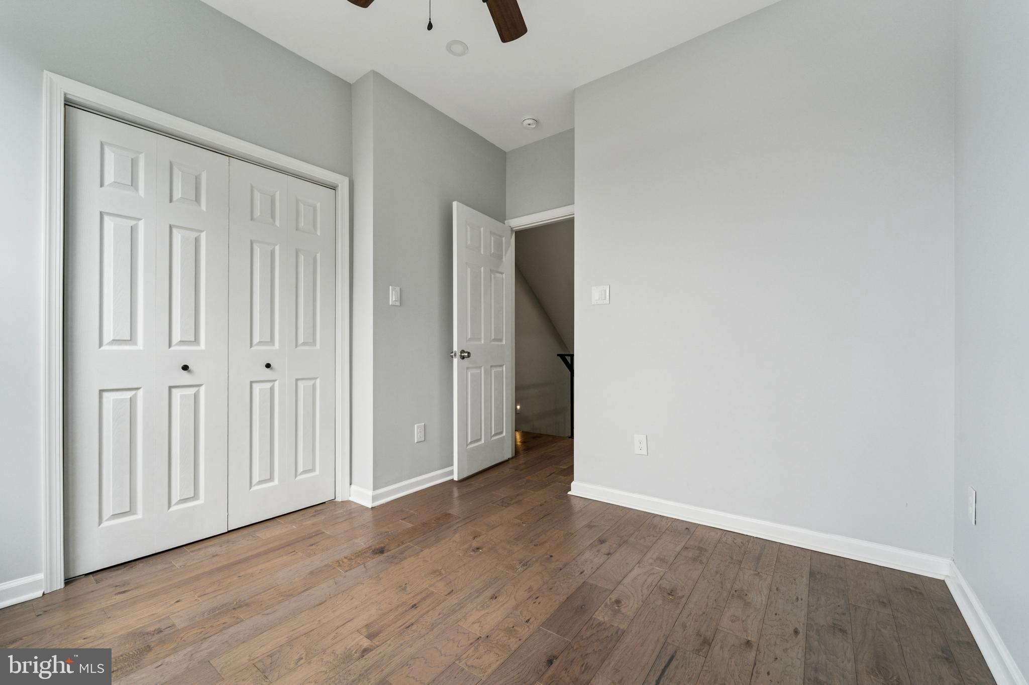 POINT BREEZE - Residential