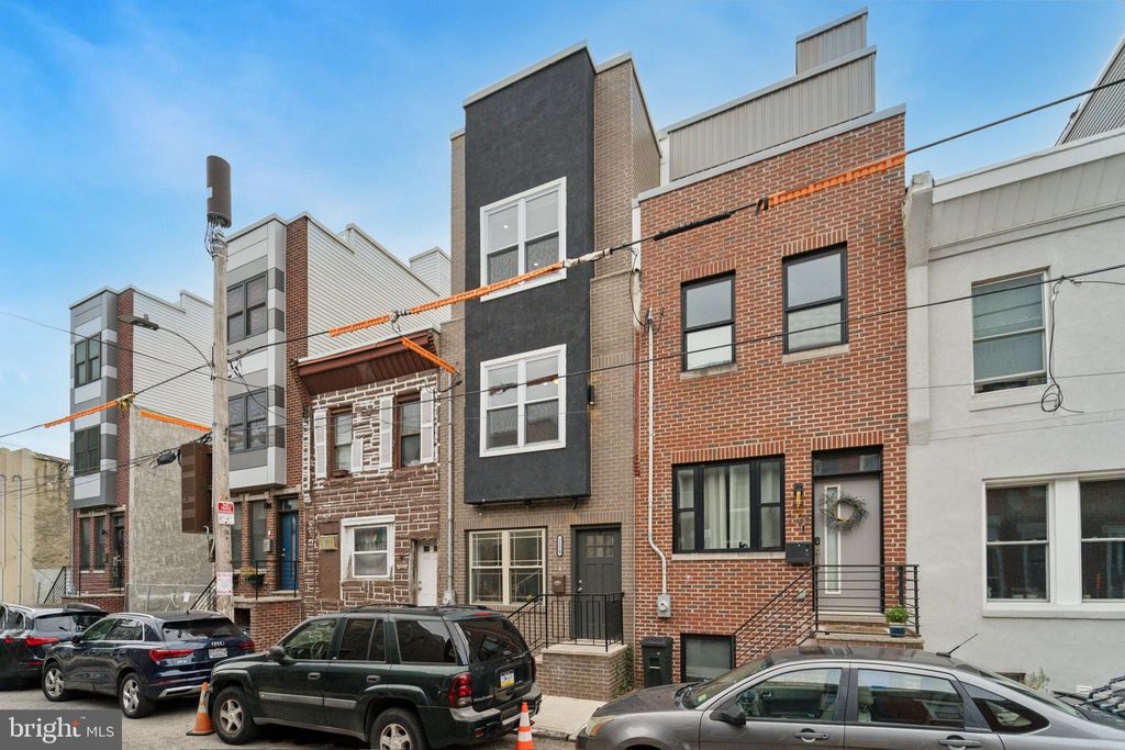 Photo of 2124 Fernon Street, PHILADELPHIA, PA 19145 (MLS # PAPH2526012)