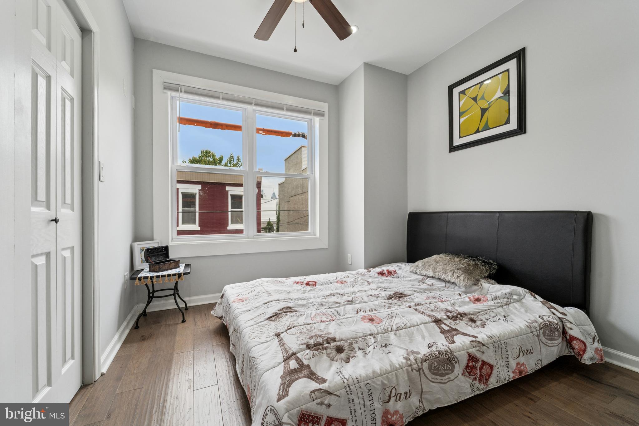 POINT BREEZE - Residential