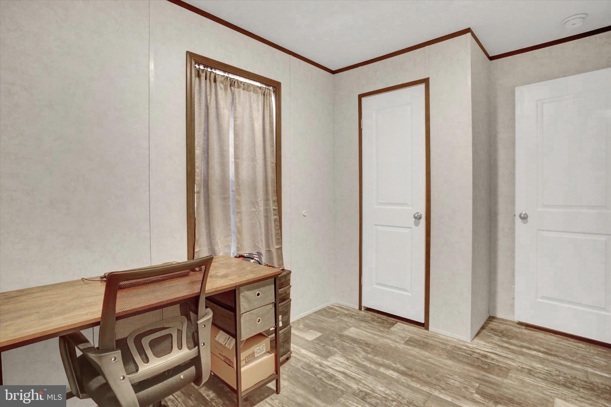 LITTLE HOLLYWOOD - Residential