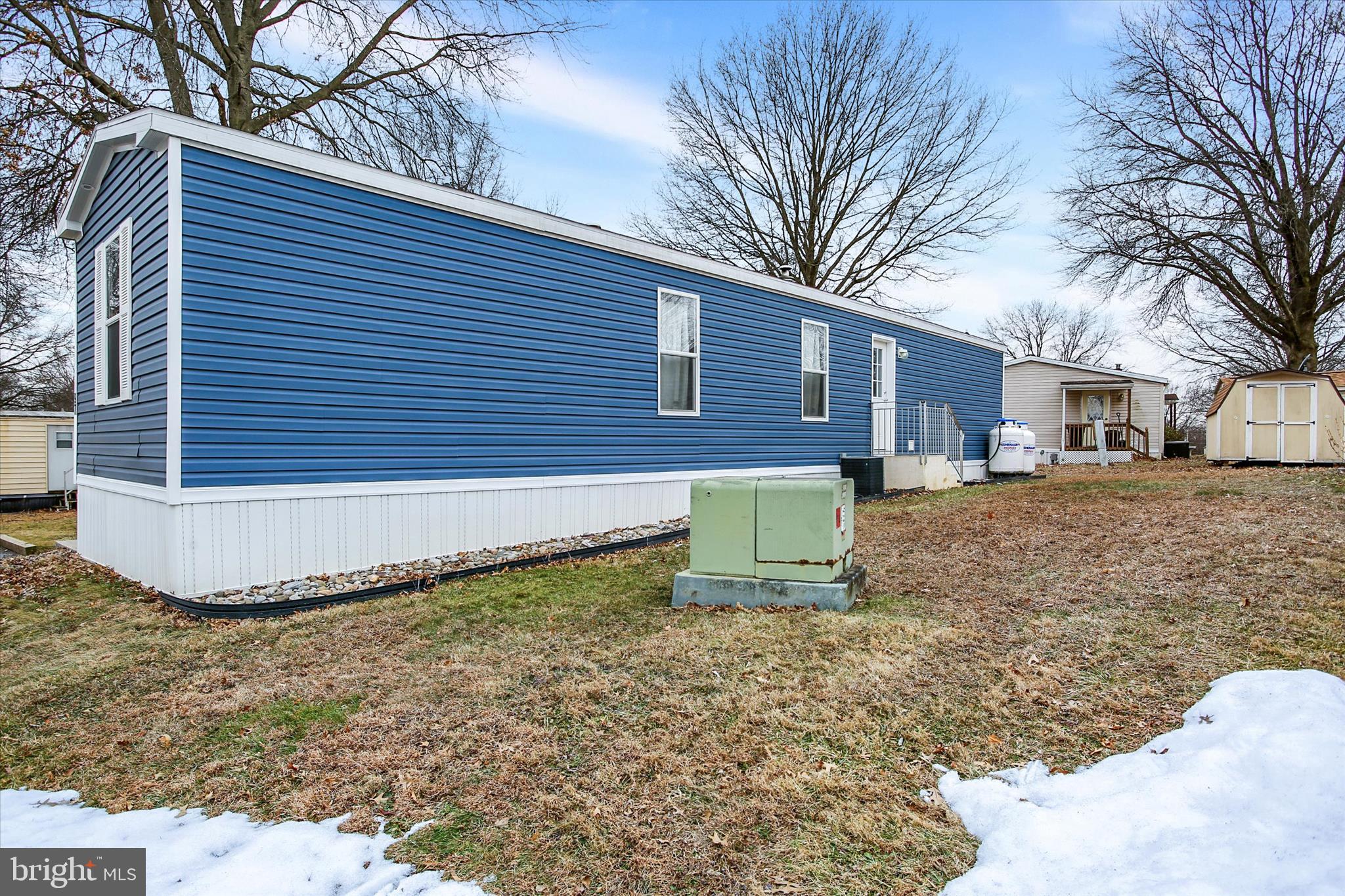 LITTLE HOLLYWOOD - Residential