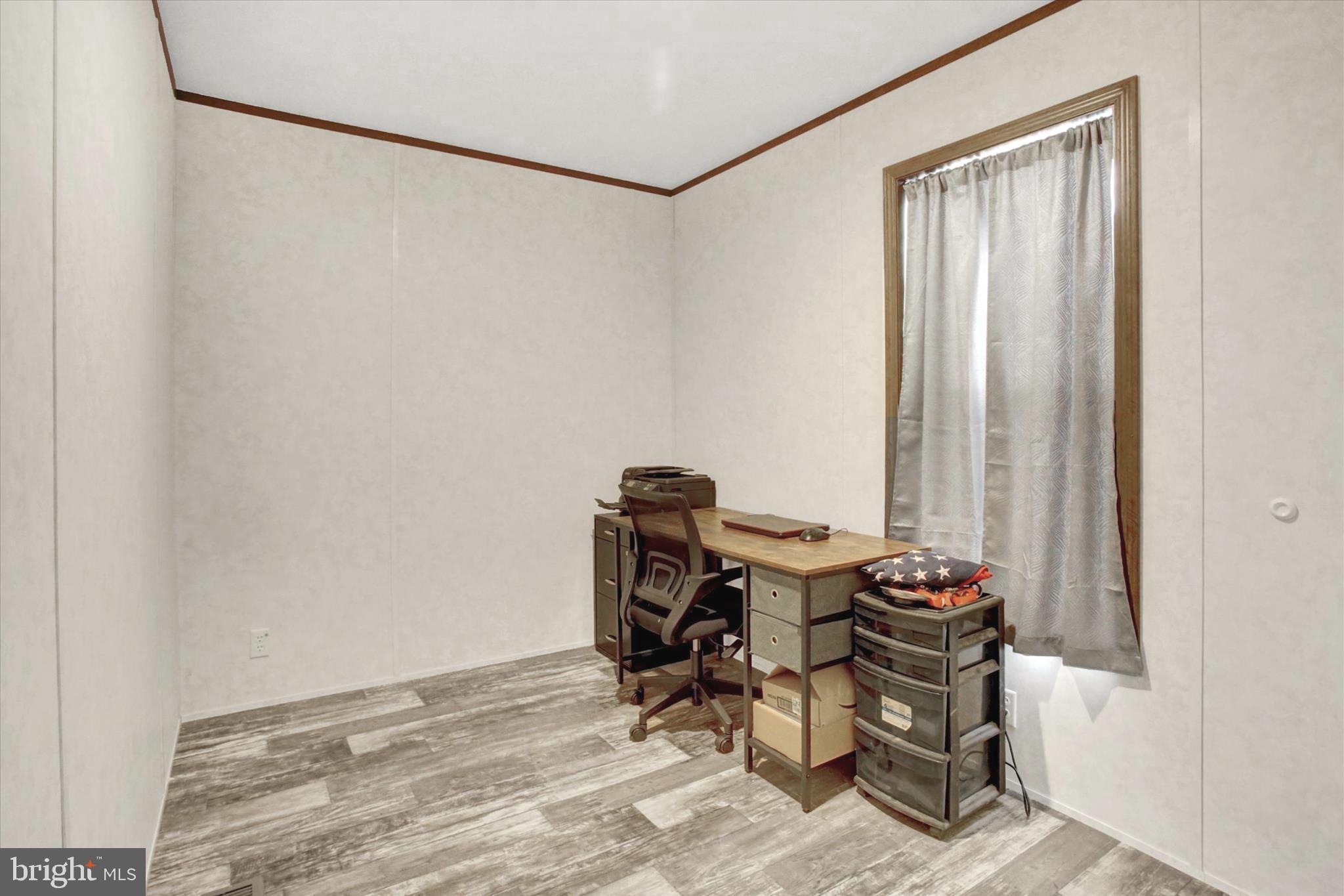 LITTLE HOLLYWOOD - Residential