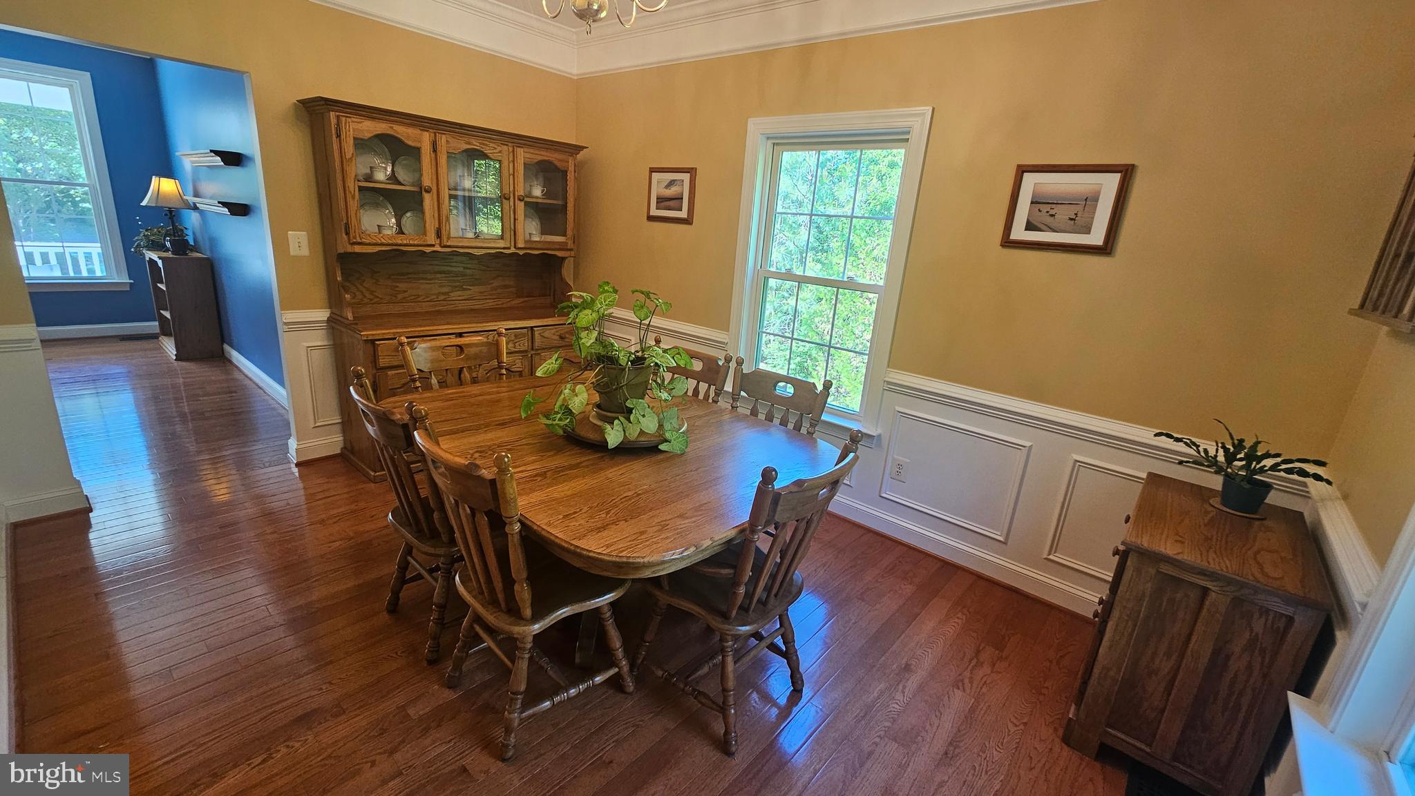 WHISPERING WOODS - Residential