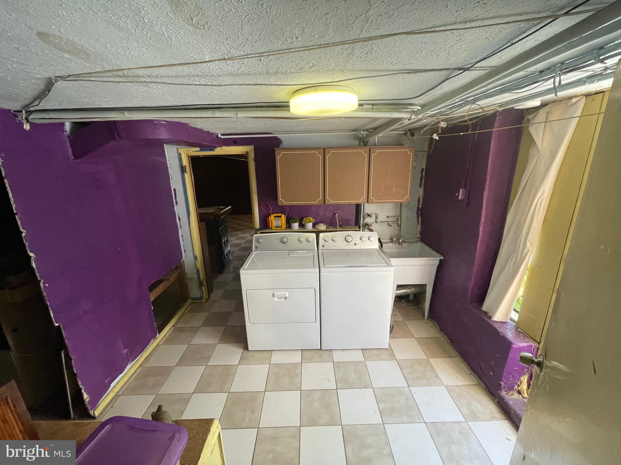 JENKINTOWN - Residential