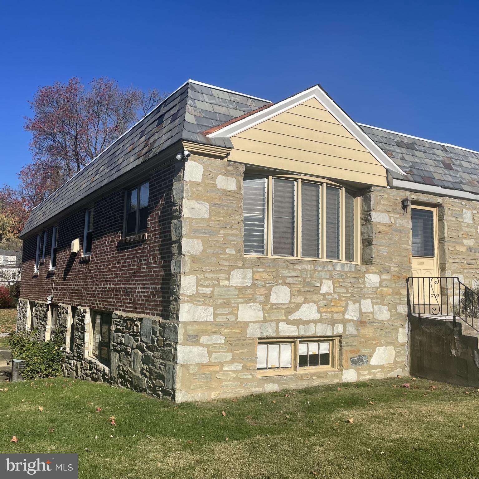 JENKINTOWN - Residential