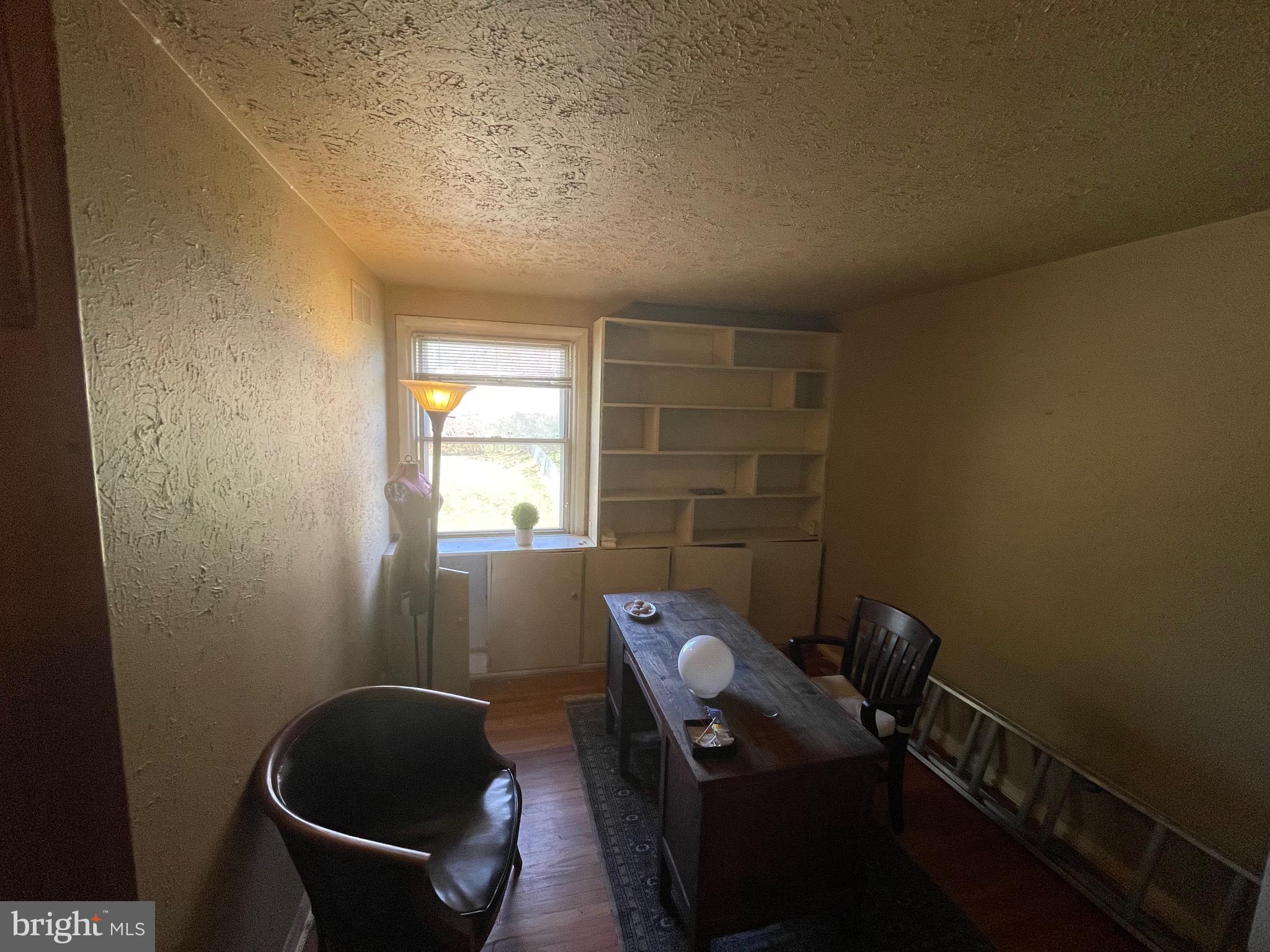 JENKINTOWN - Residential