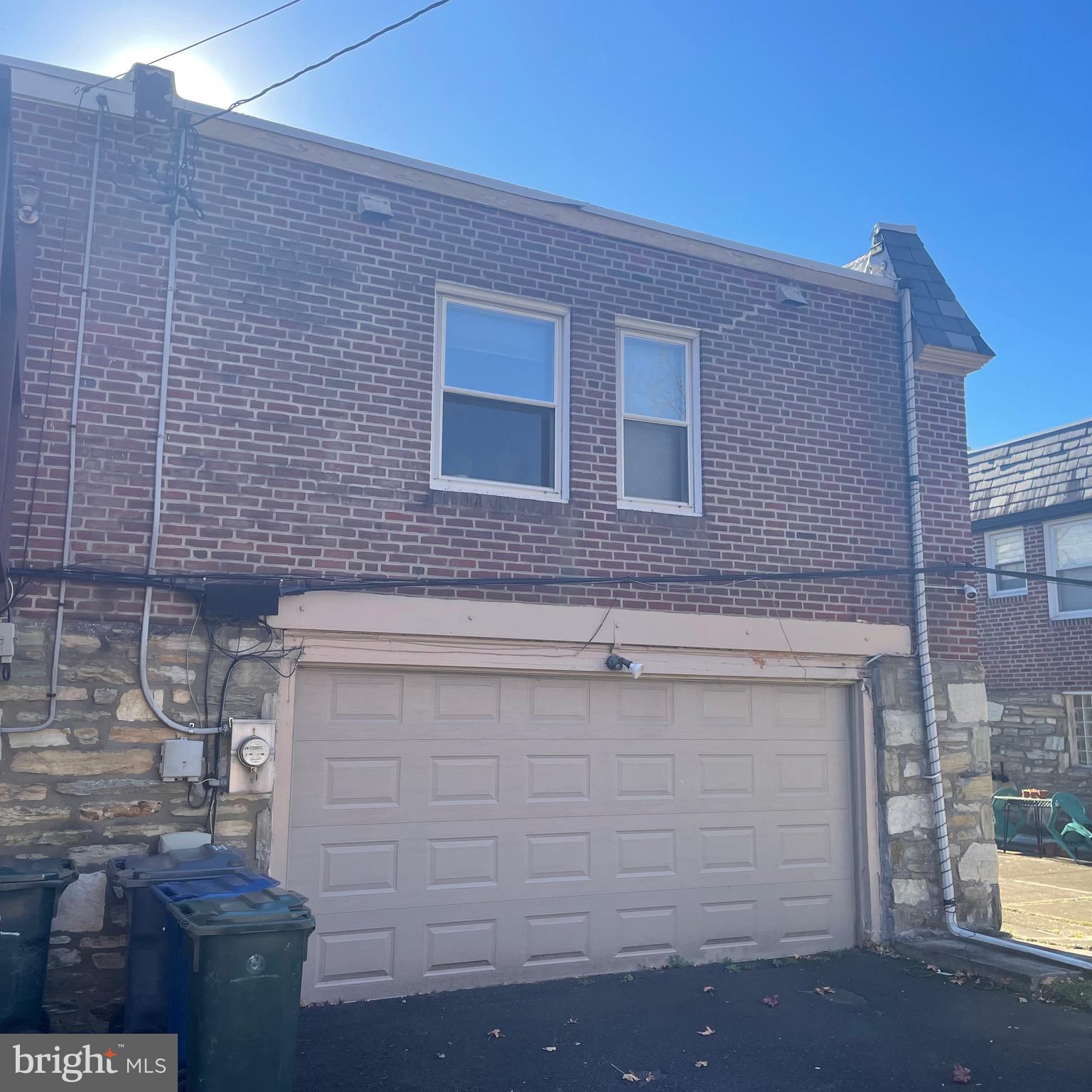 JENKINTOWN - Residential