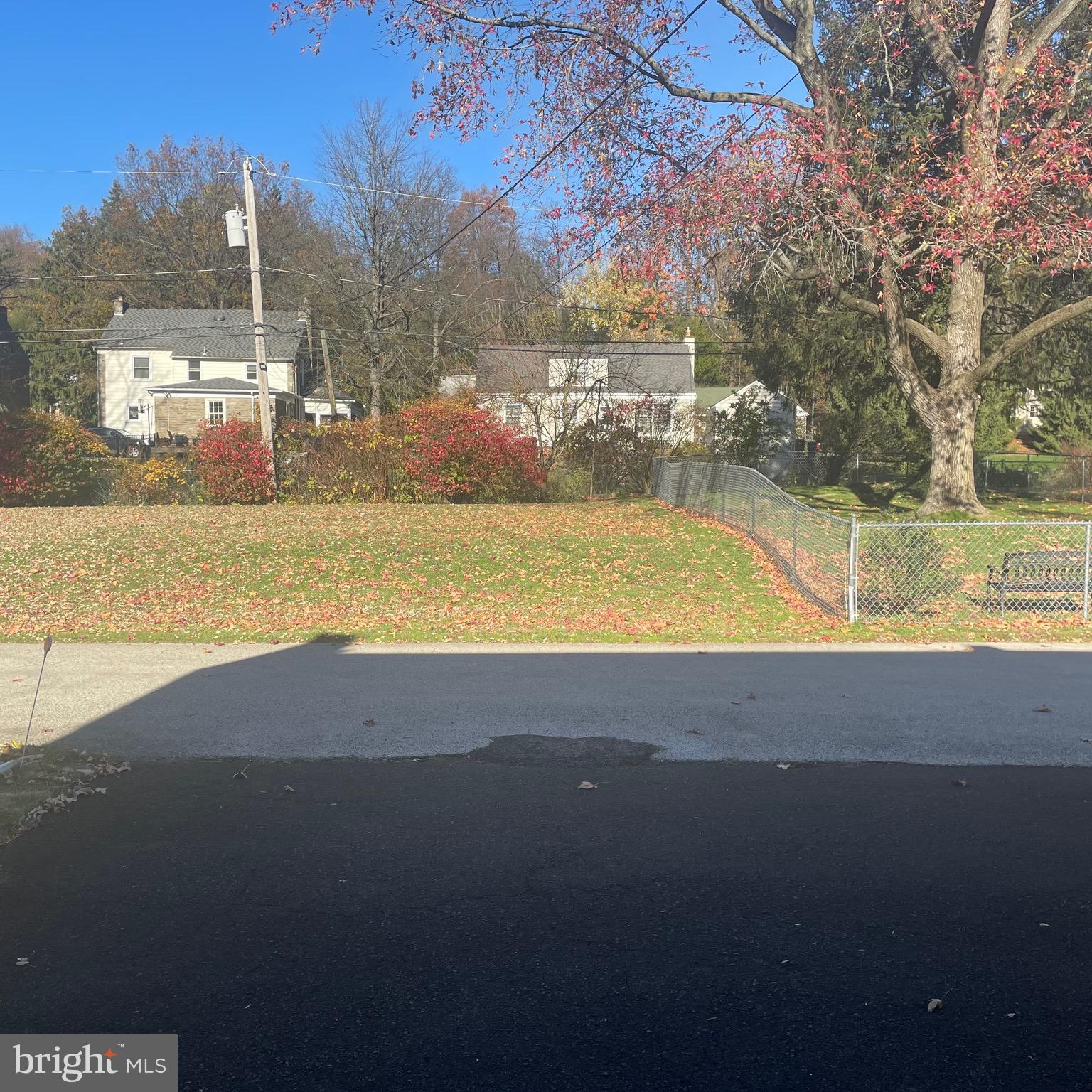 JENKINTOWN - Residential