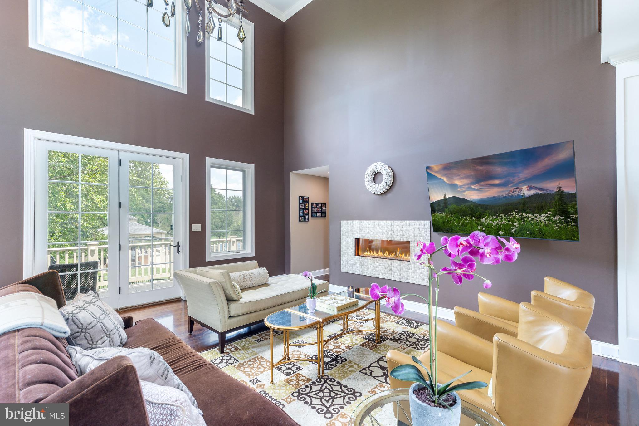 CREEKS BEND - Residential