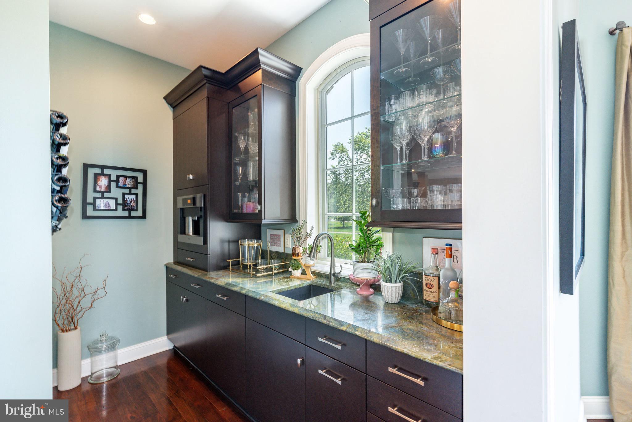 CREEKS BEND - Residential