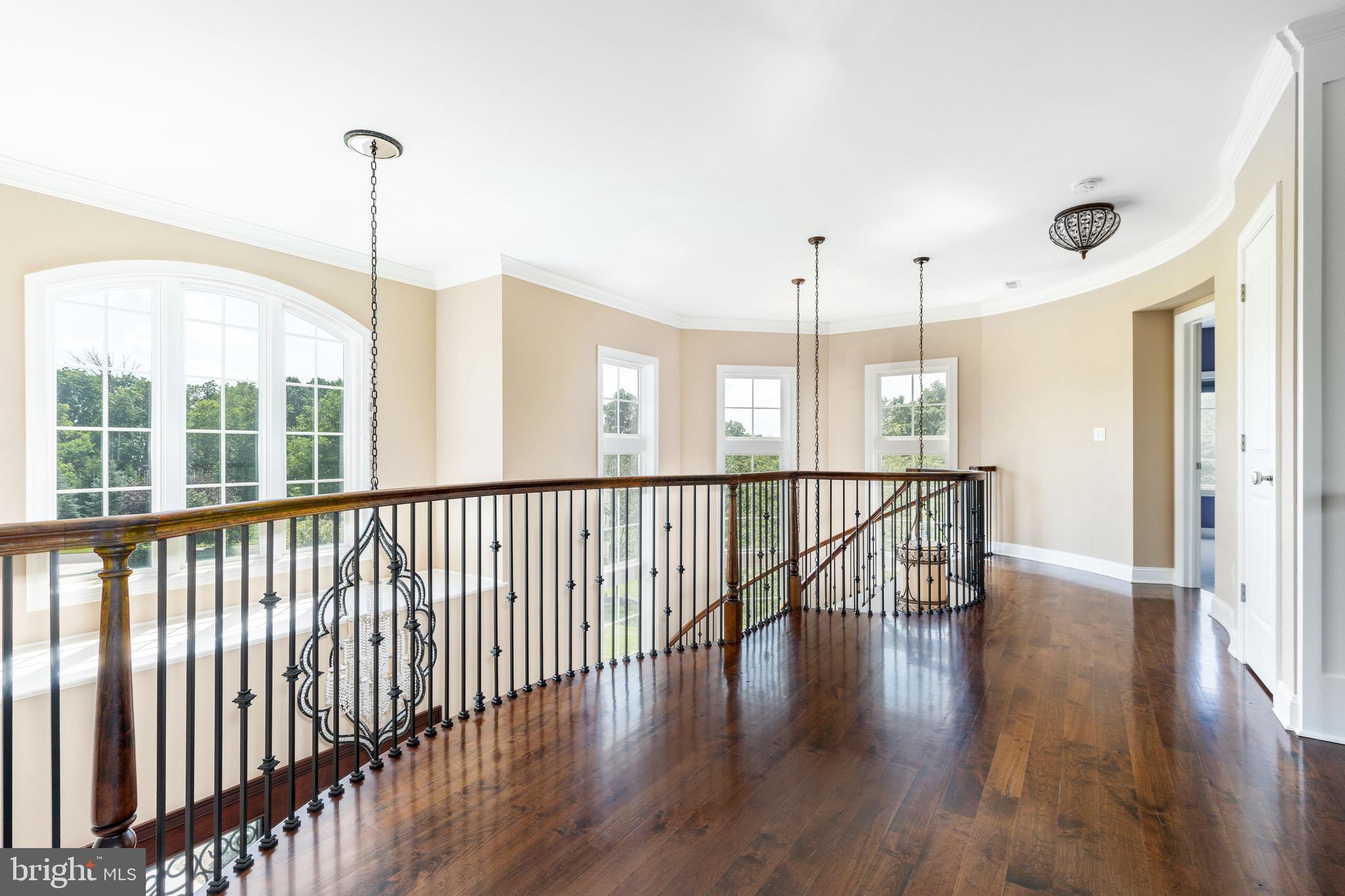 CREEKS BEND - Residential