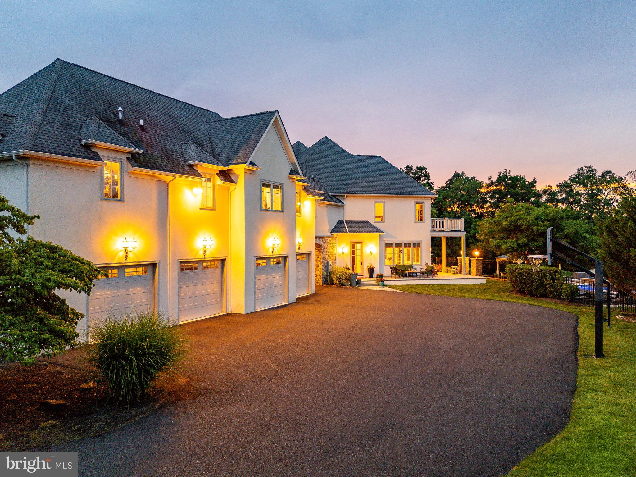 CREEKS BEND - Residential