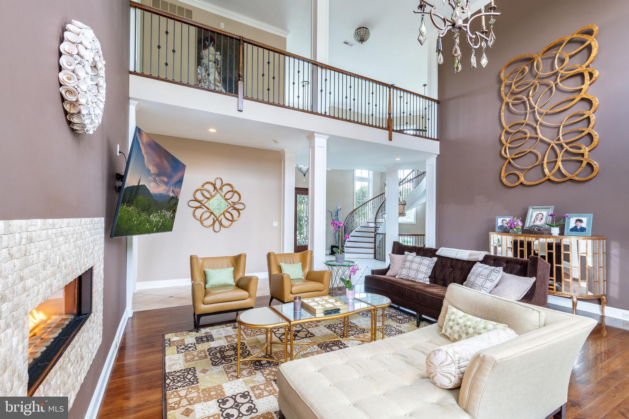 CREEKS BEND - Residential